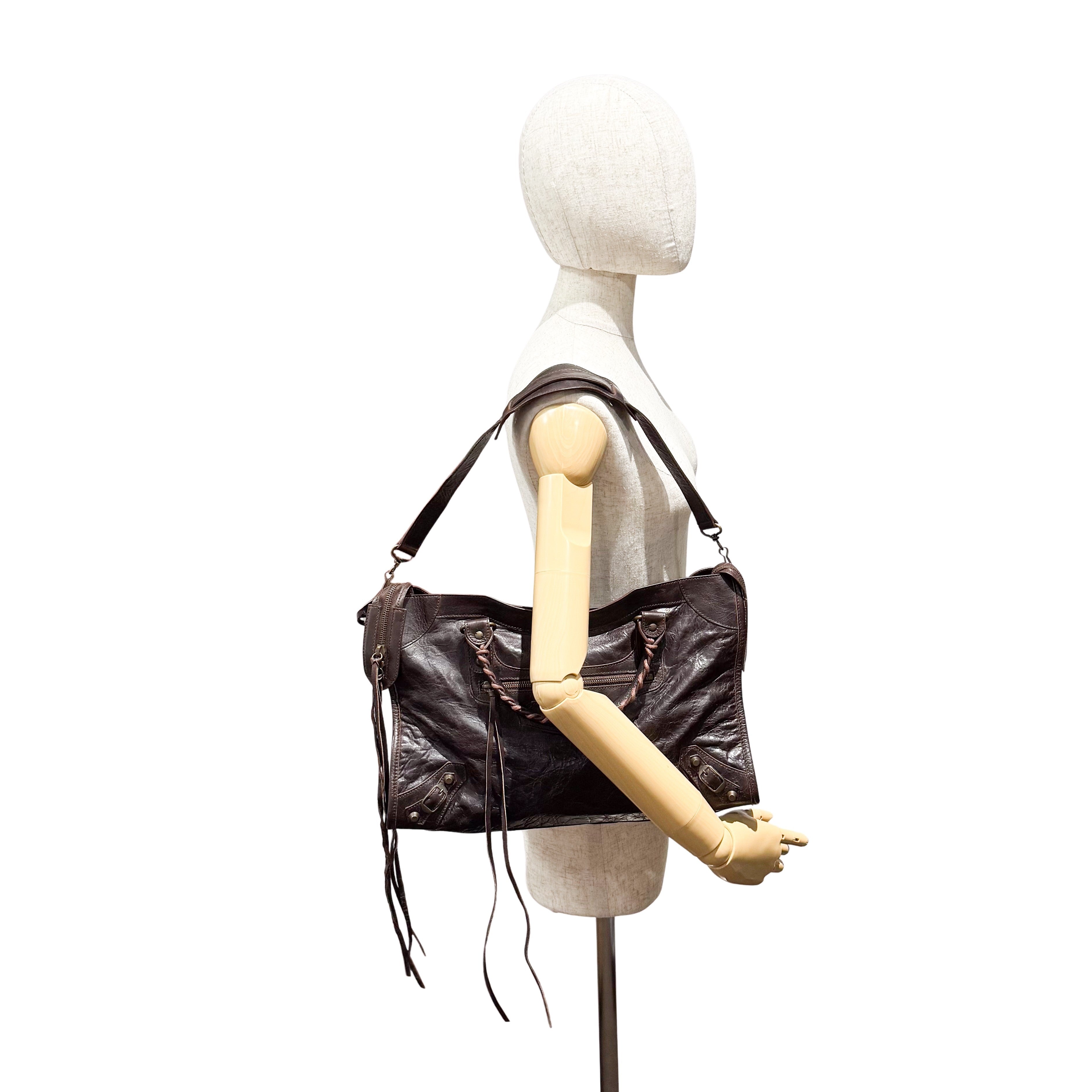 The Giant City Brown Leather Two Way Bag