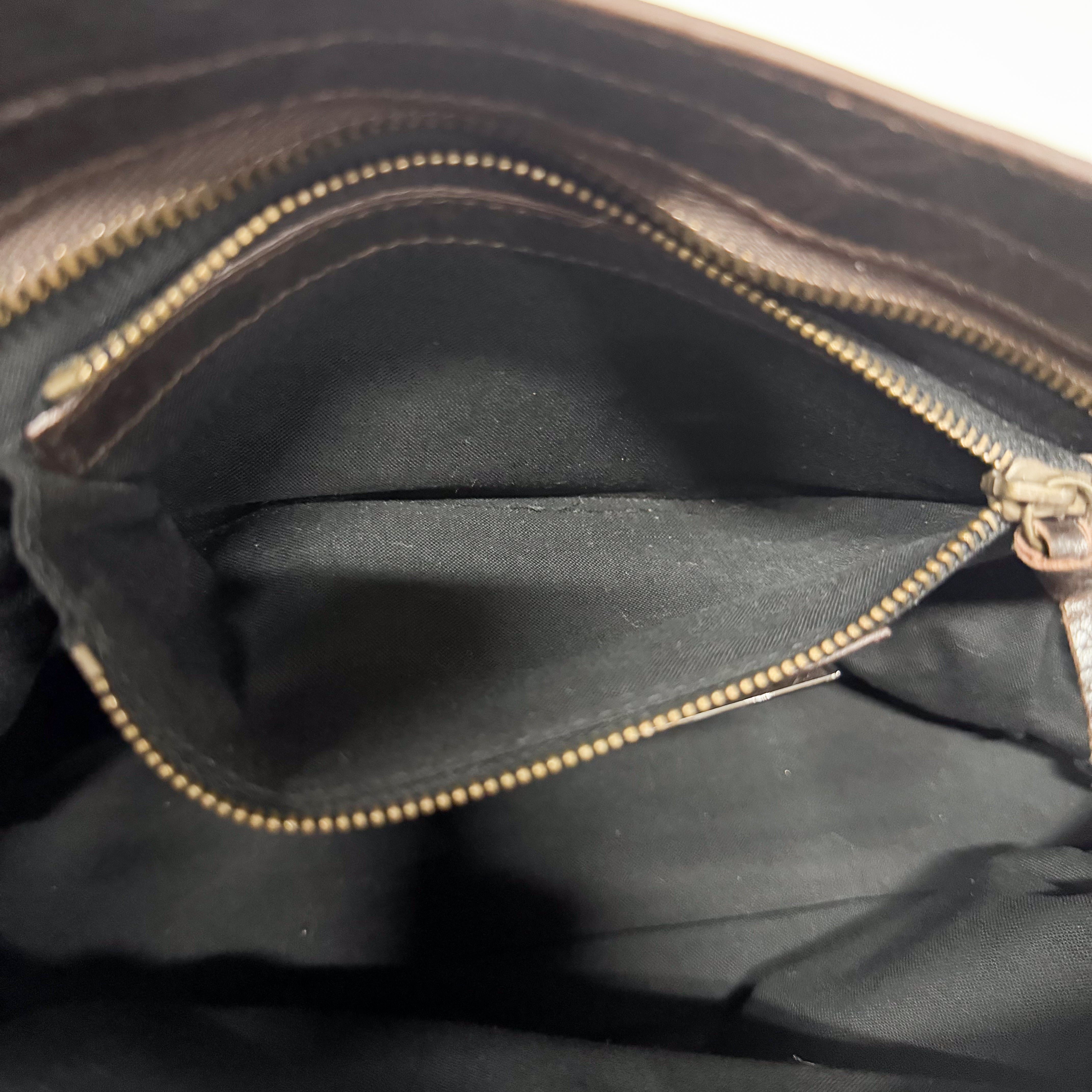 The Giant City Brown Leather Two Way Bag