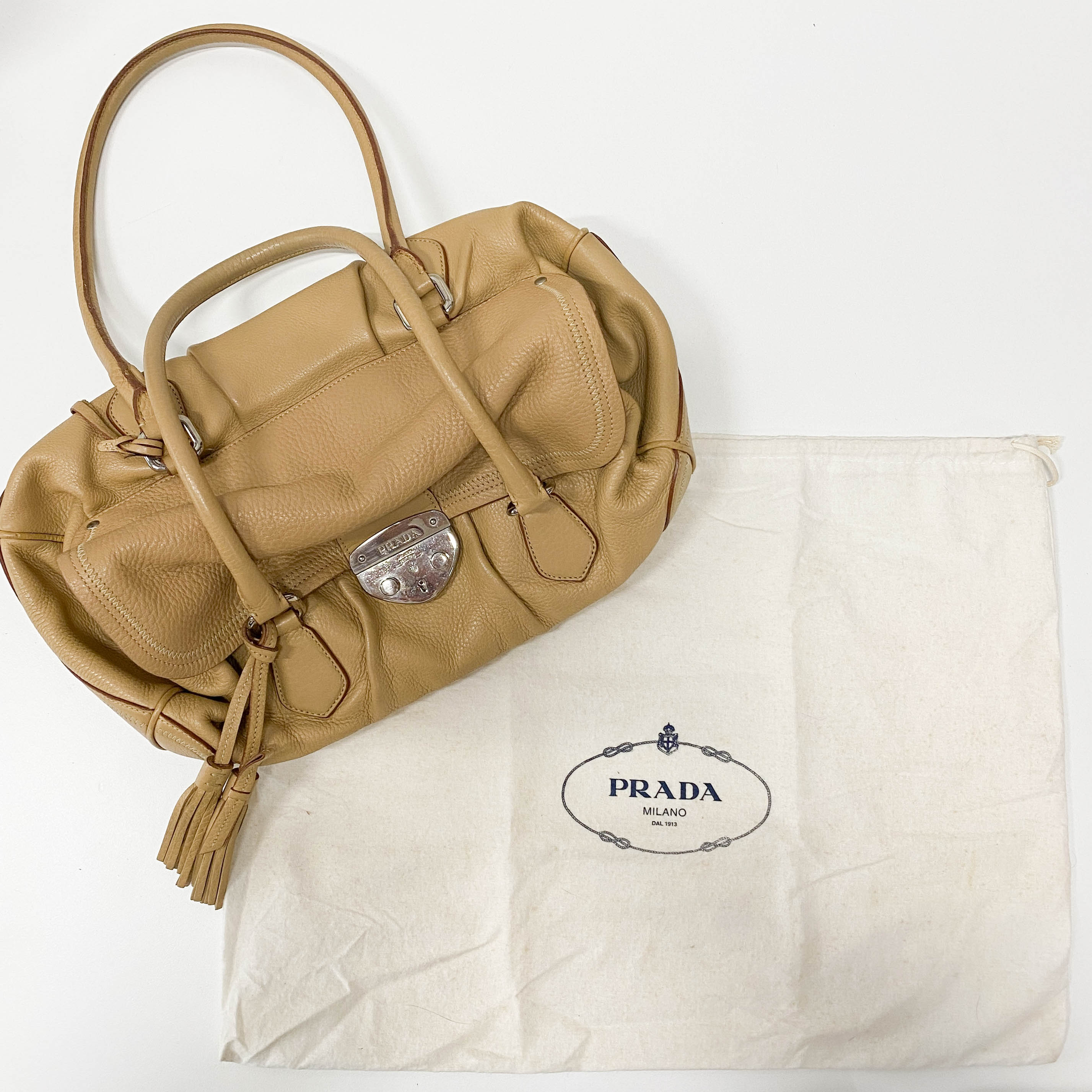 バッグ archive PRADA brown leather shoulder bag PRADA Archive Brown Leather Shoulder Bag 90s Vintage