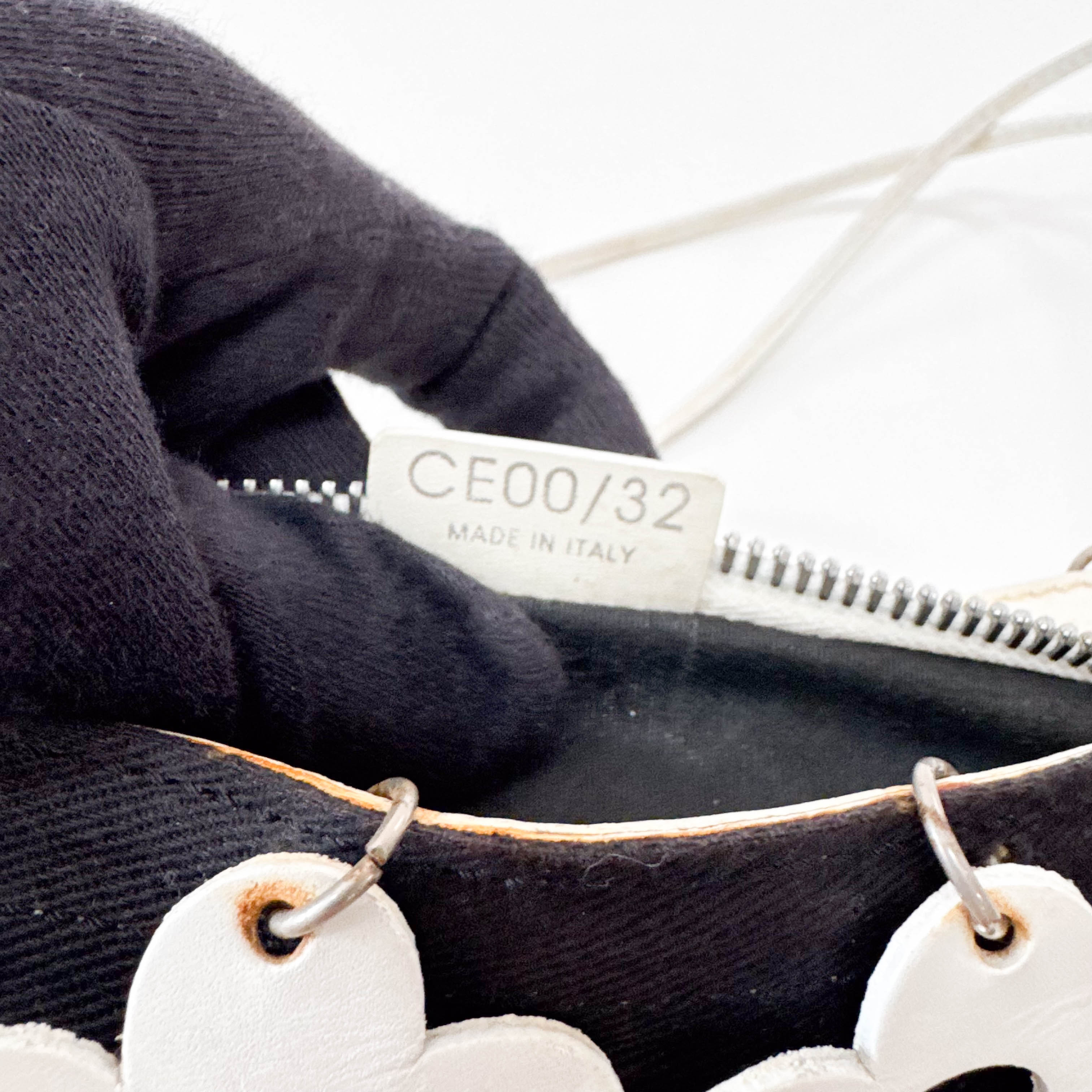 Floral White Leather Shoulder Bag