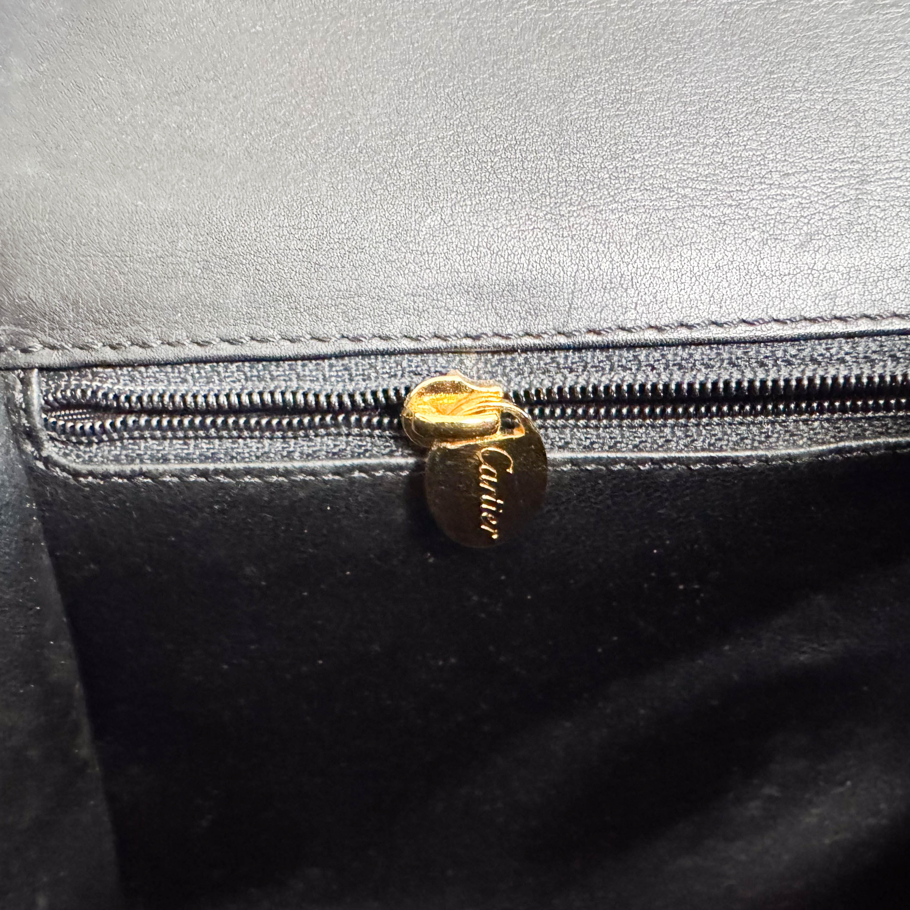 Panthère Black Leather Top Handle Bag