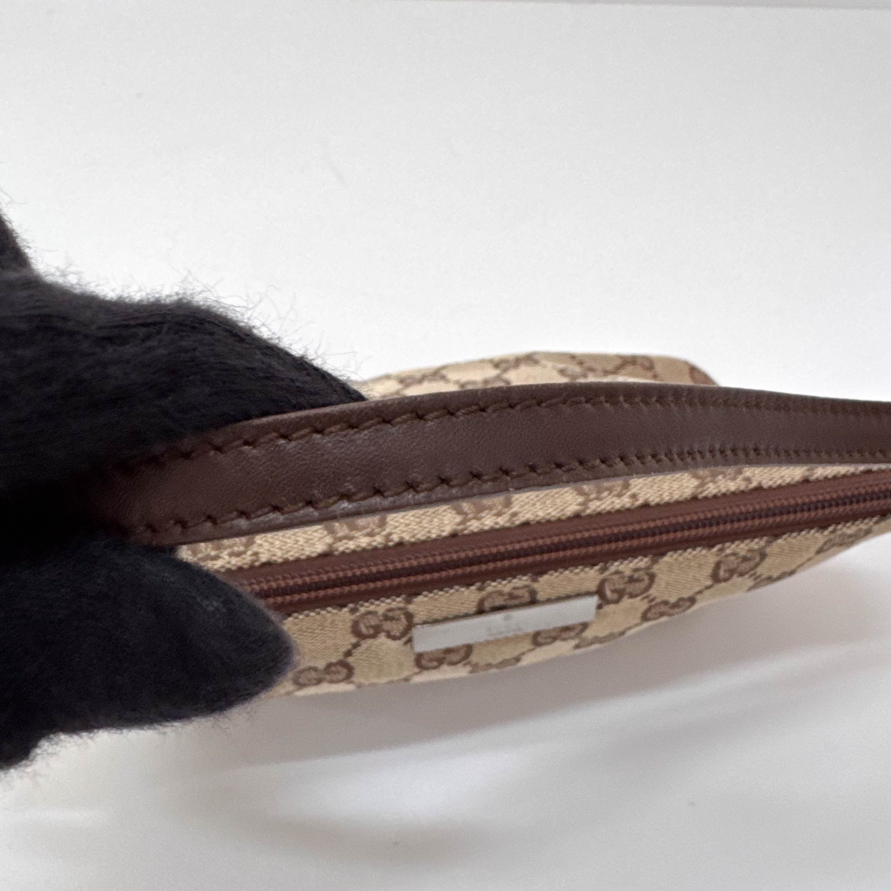 Brown GG Canvas Hobo Pochette Bag