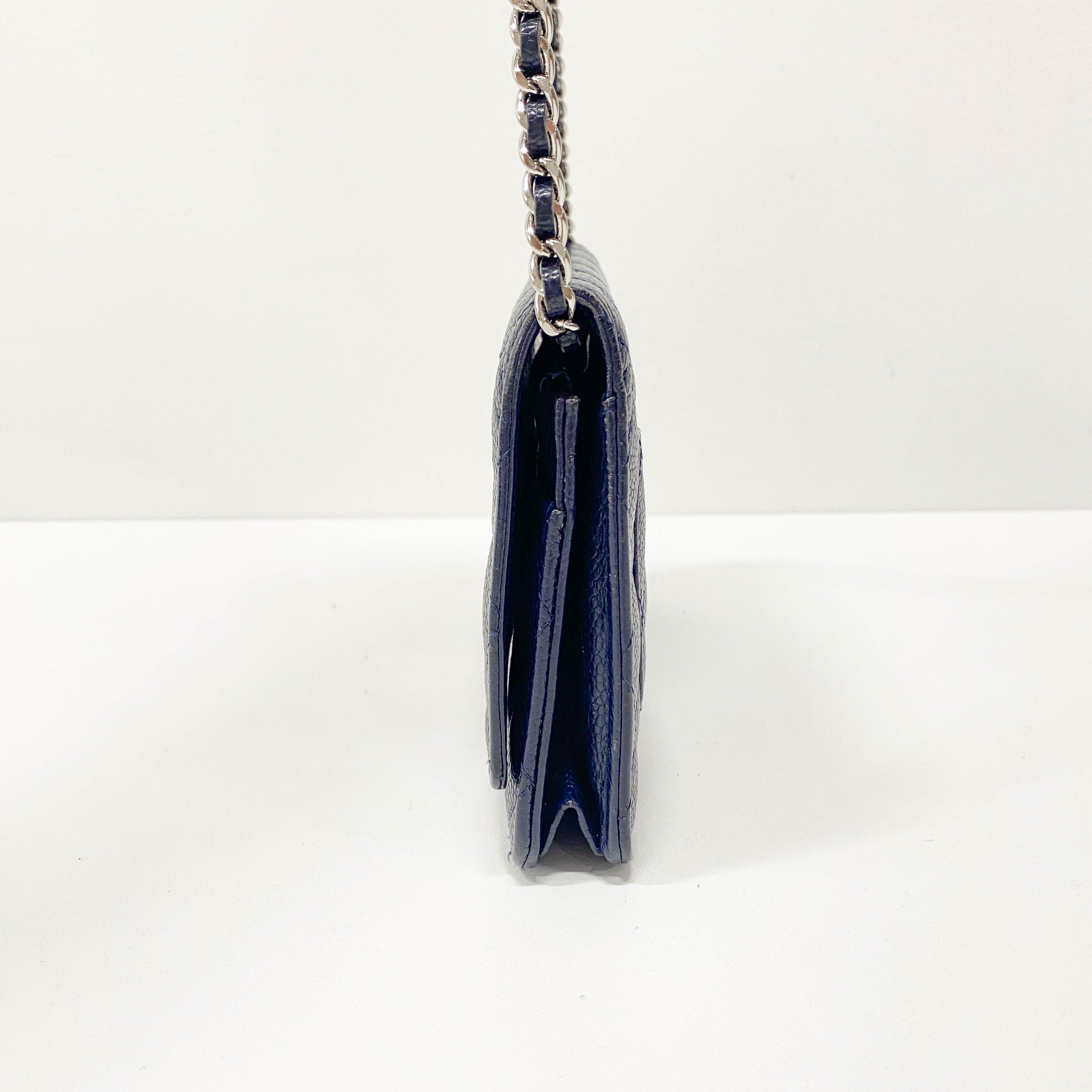 Matelassé Navy Leather Chain Pouch