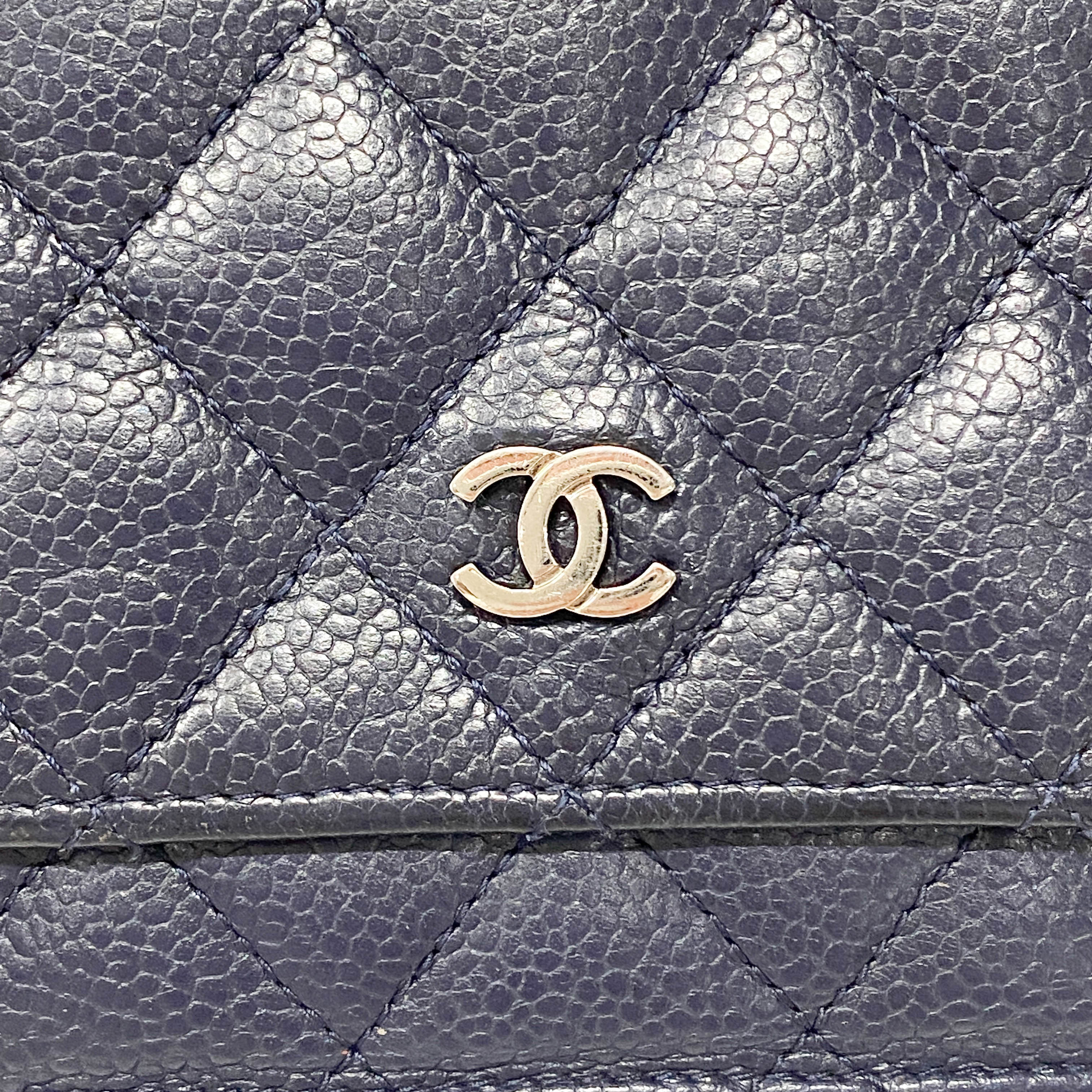 Matelassé Navy Leather Chain Pouch