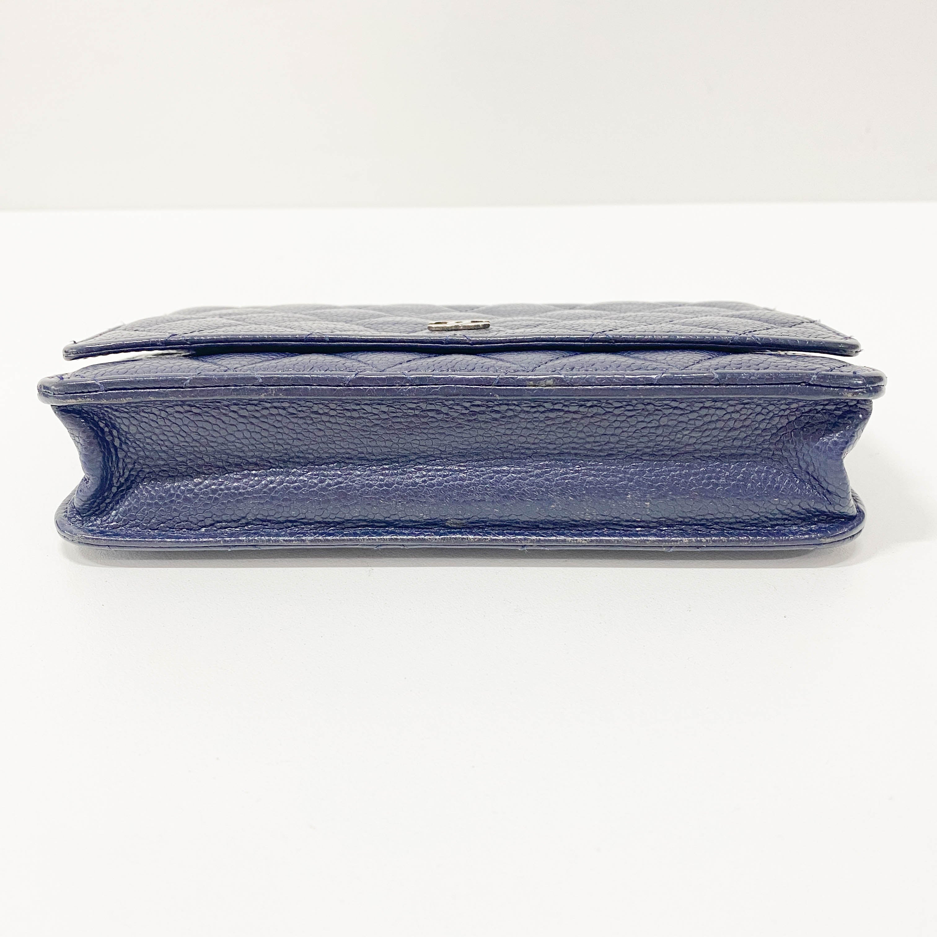 Matelassé Navy Leather Chain Pouch