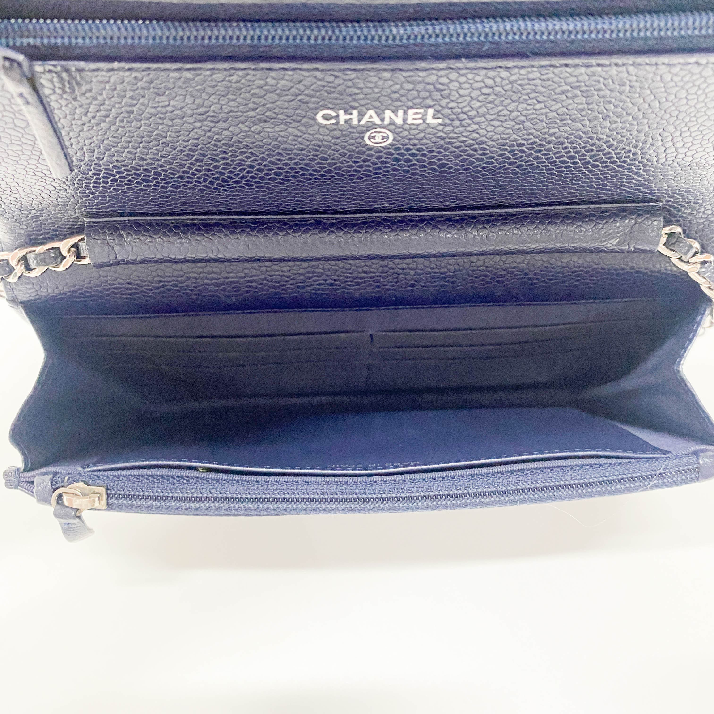 Matelassé Navy Leather Chain Pouch