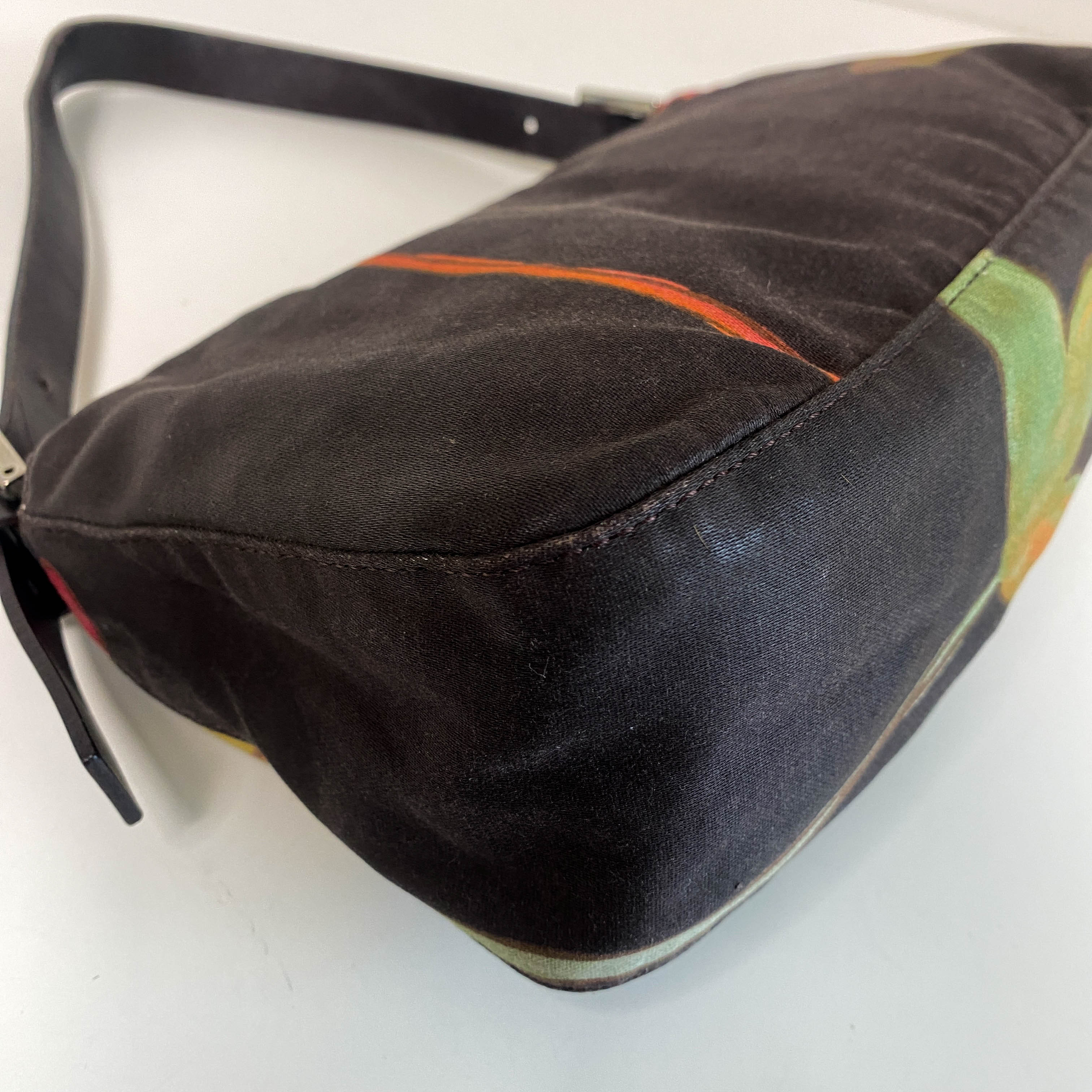 Baguette Flower Design Neoprene Shoulder Bag