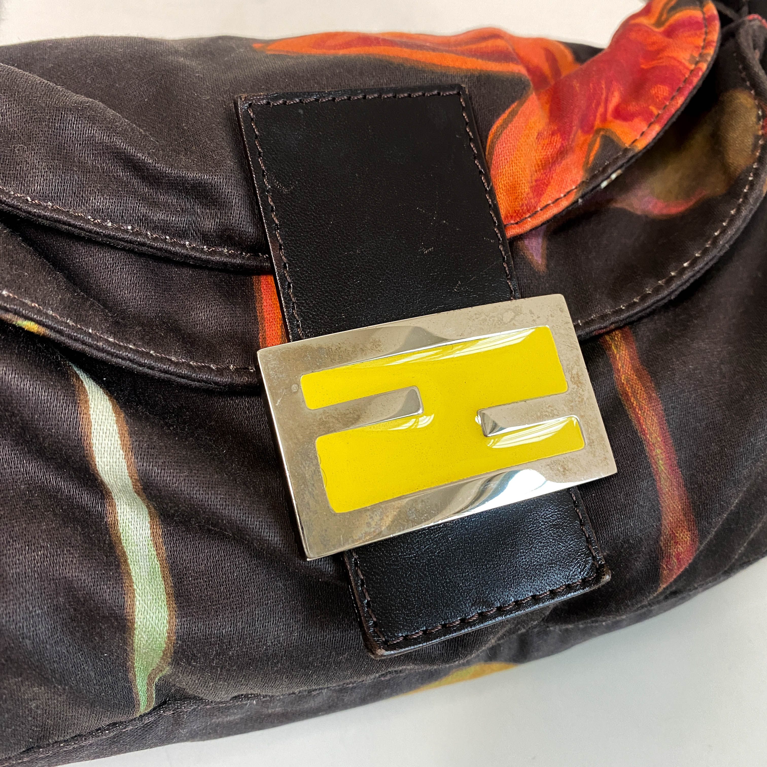 Baguette Flower Design Neoprene Shoulder Bag