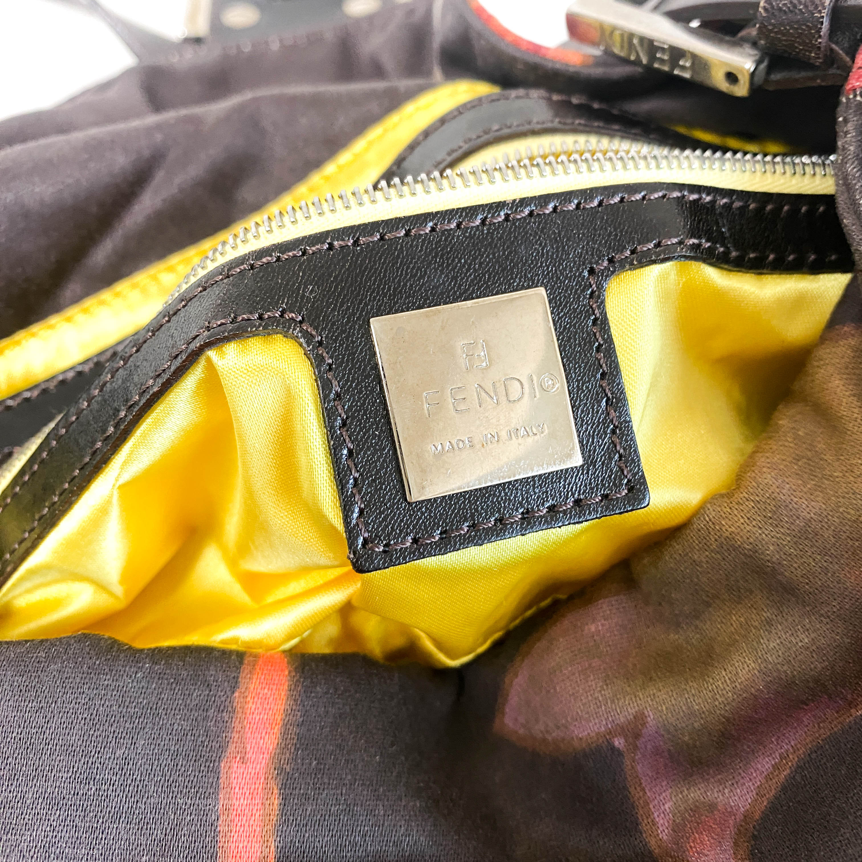 Baguette Flower Design Neoprene Shoulder Bag