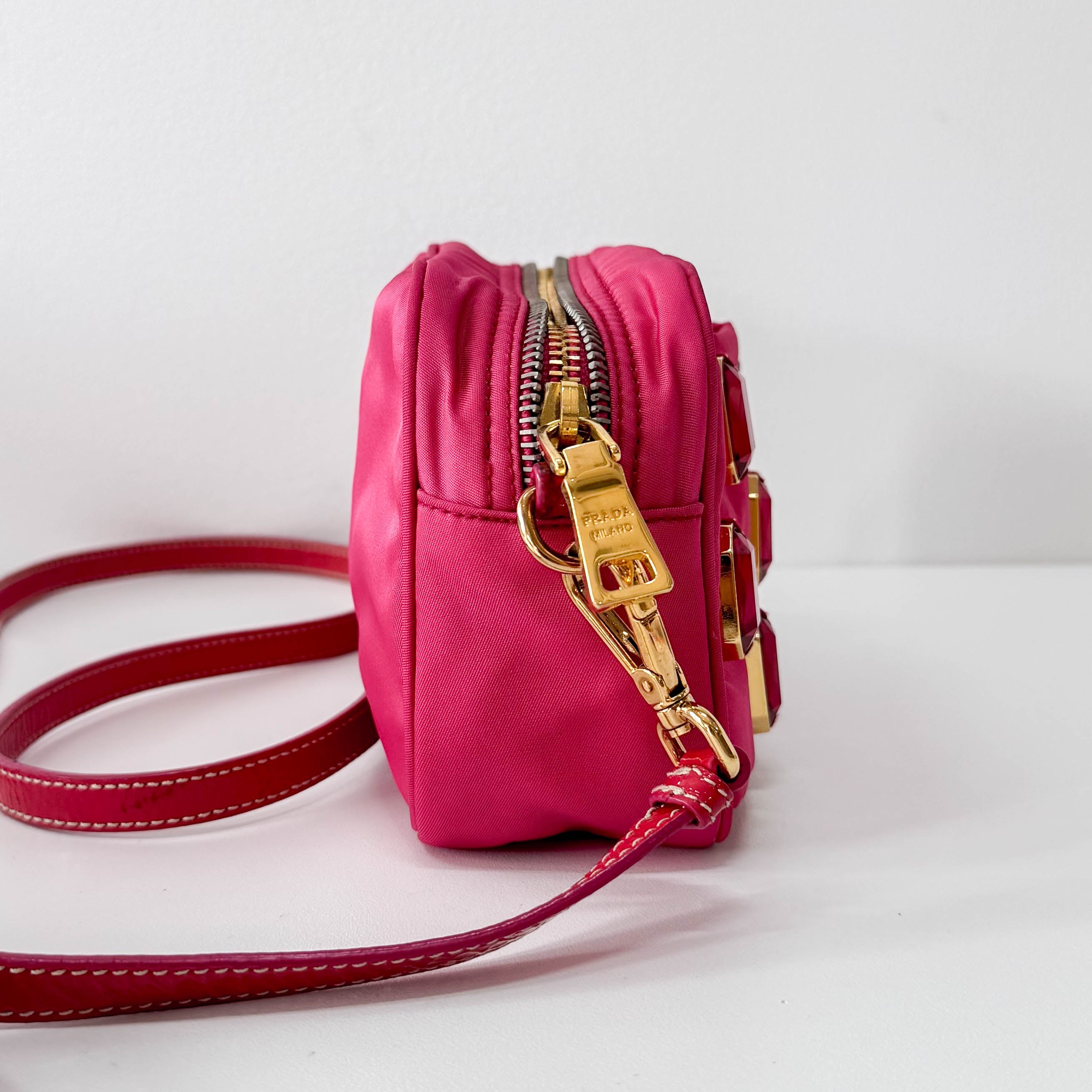 Tessuto Pietre Mini Pink Nylon Crossbody Bag