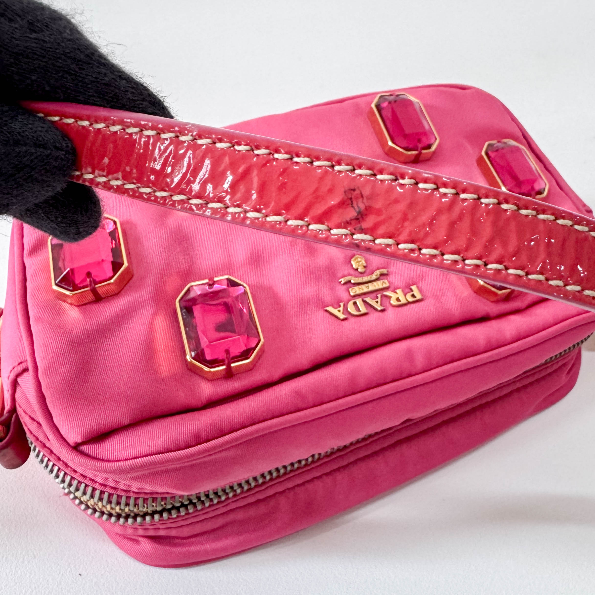 Tessuto Pietre Mini Pink Nylon Crossbody Bag