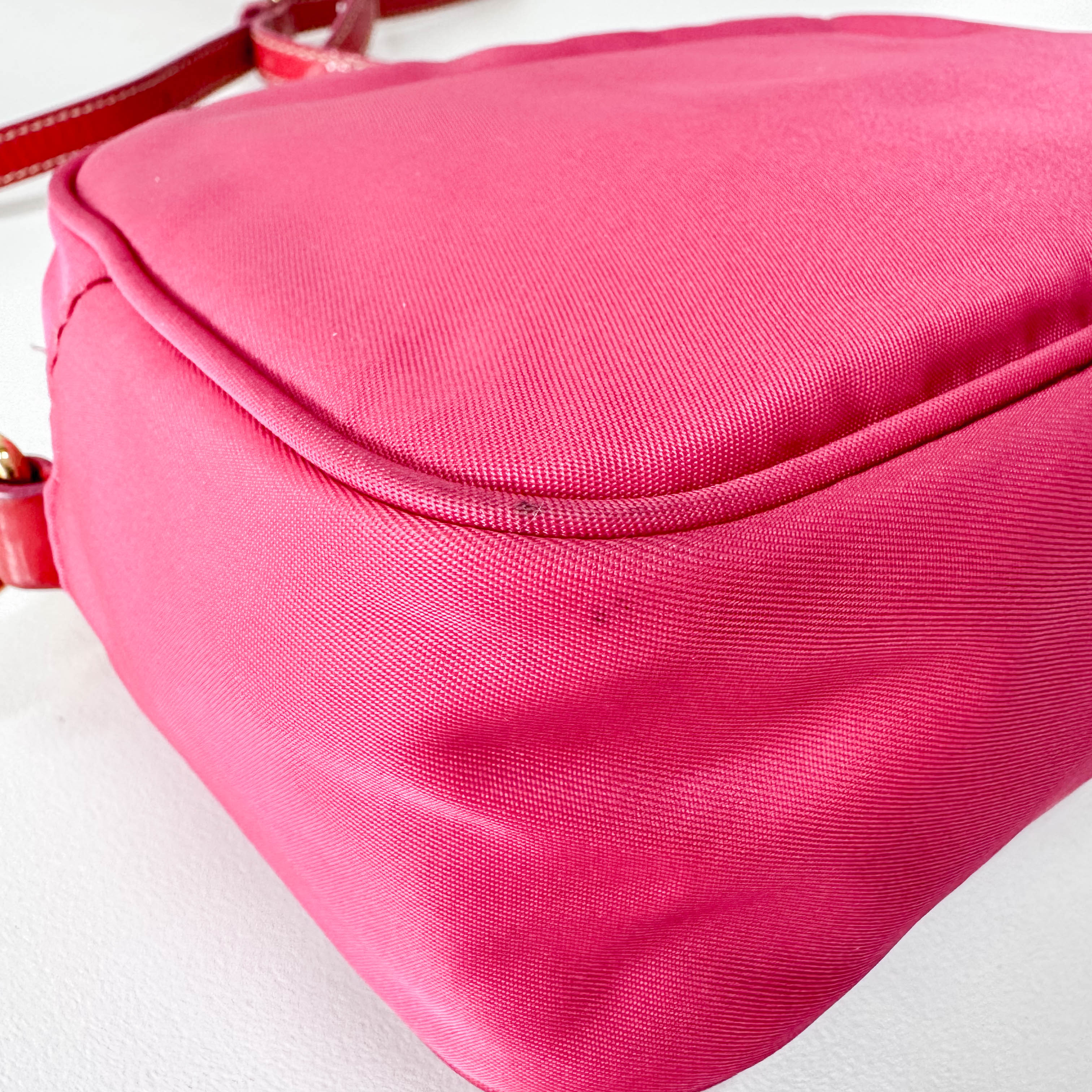 Tessuto Pietre Mini Pink Nylon Crossbody Bag