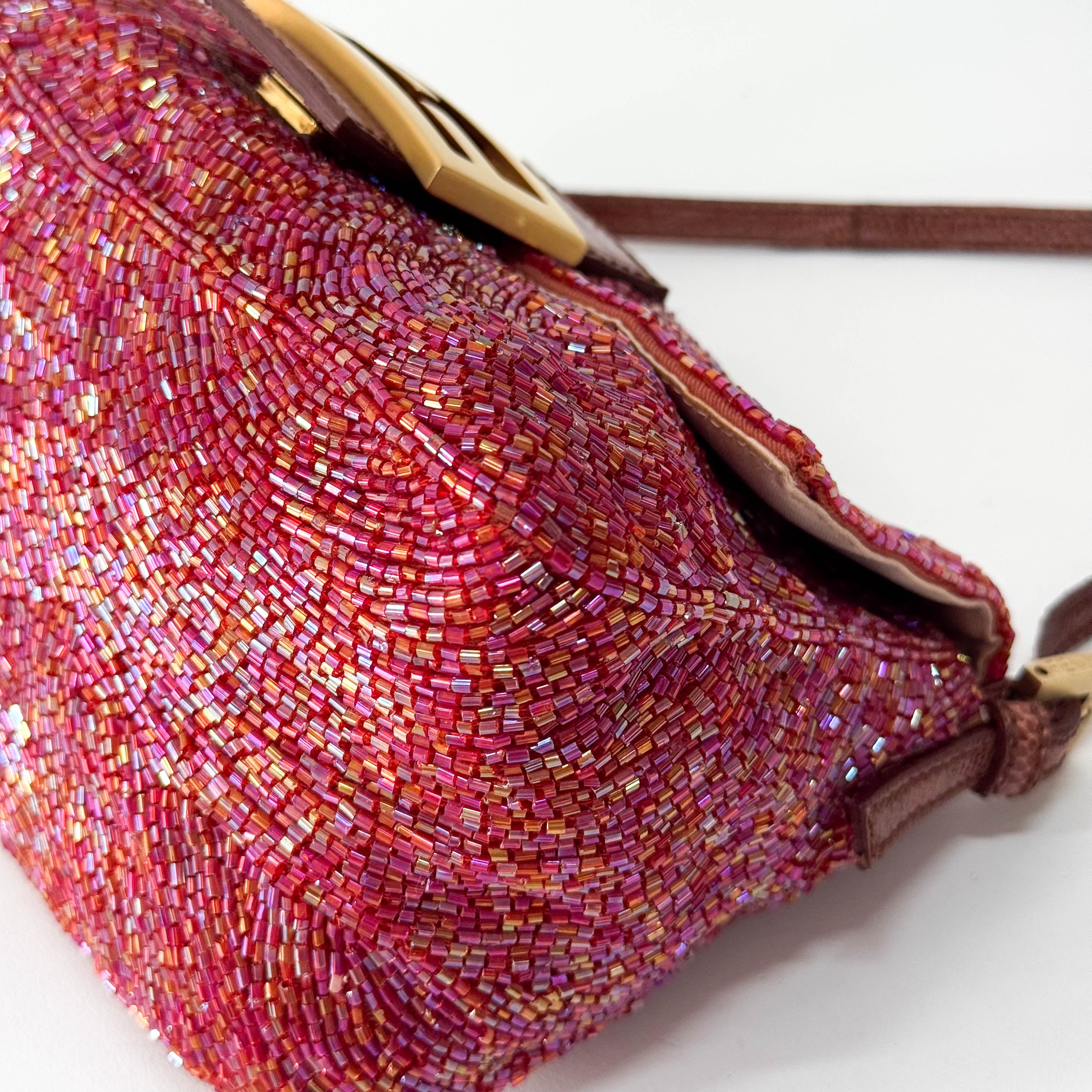 Mini Mamma Baguette Magenta Beads with Gold Buckle Bag