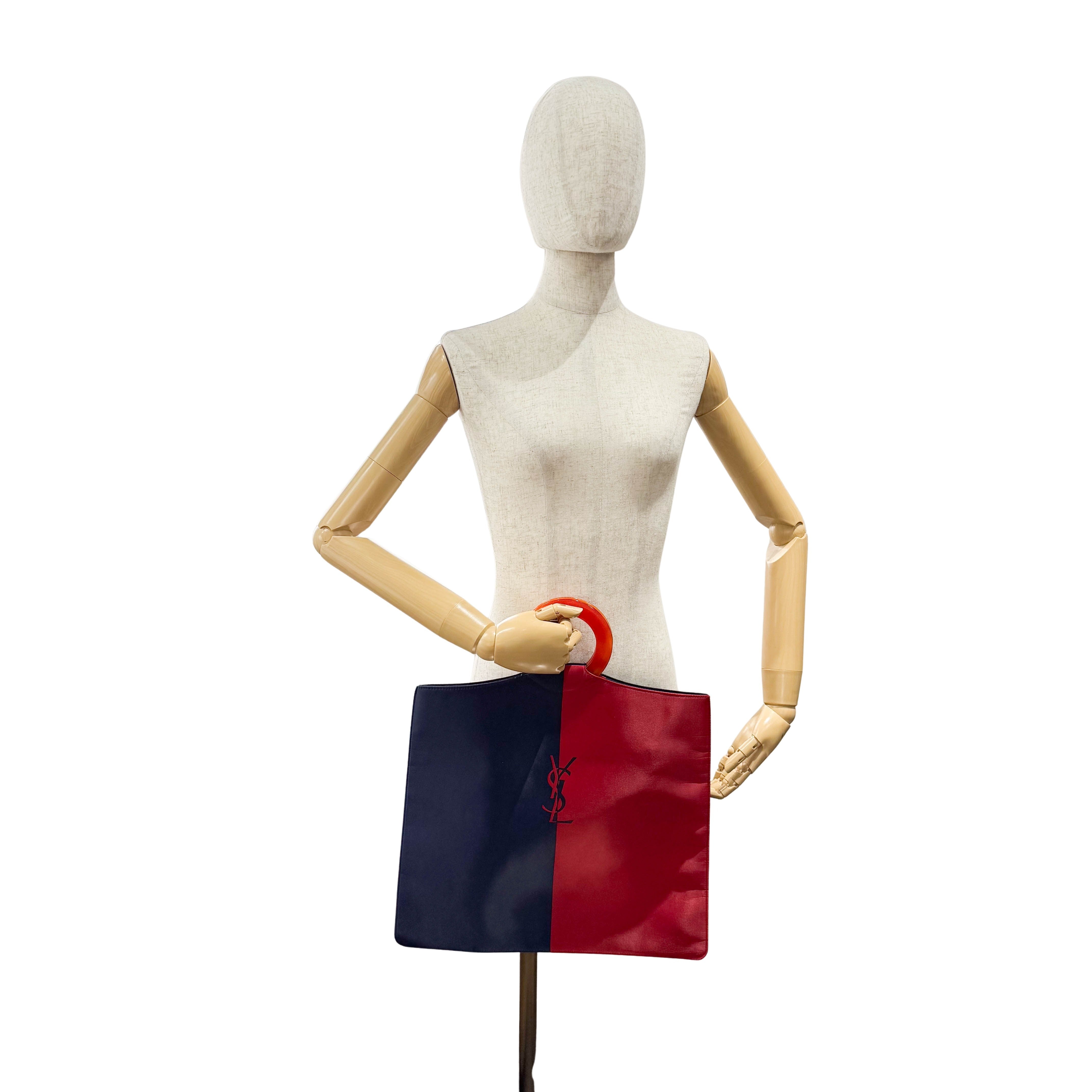 Archive Navy/Red Totes