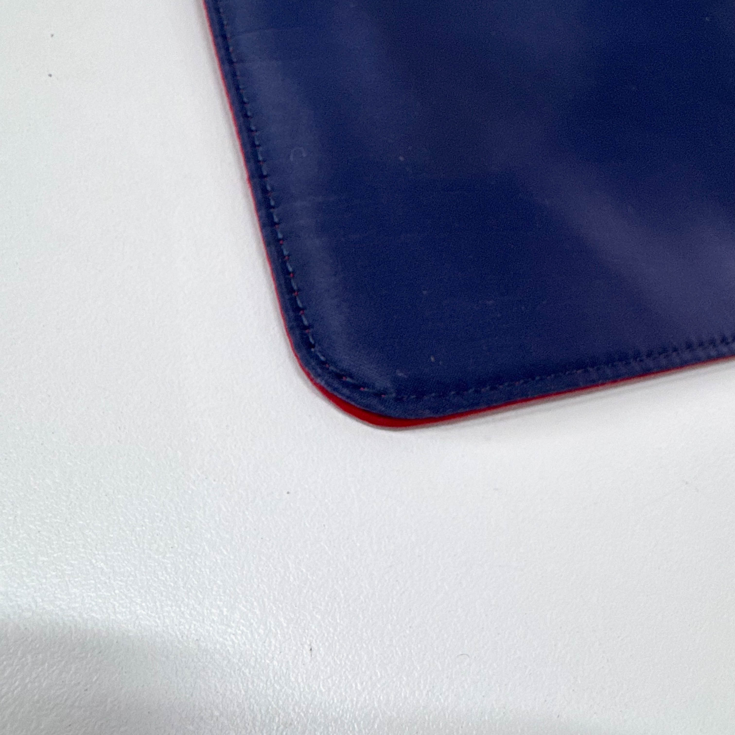 Archive Navy/Red Totes