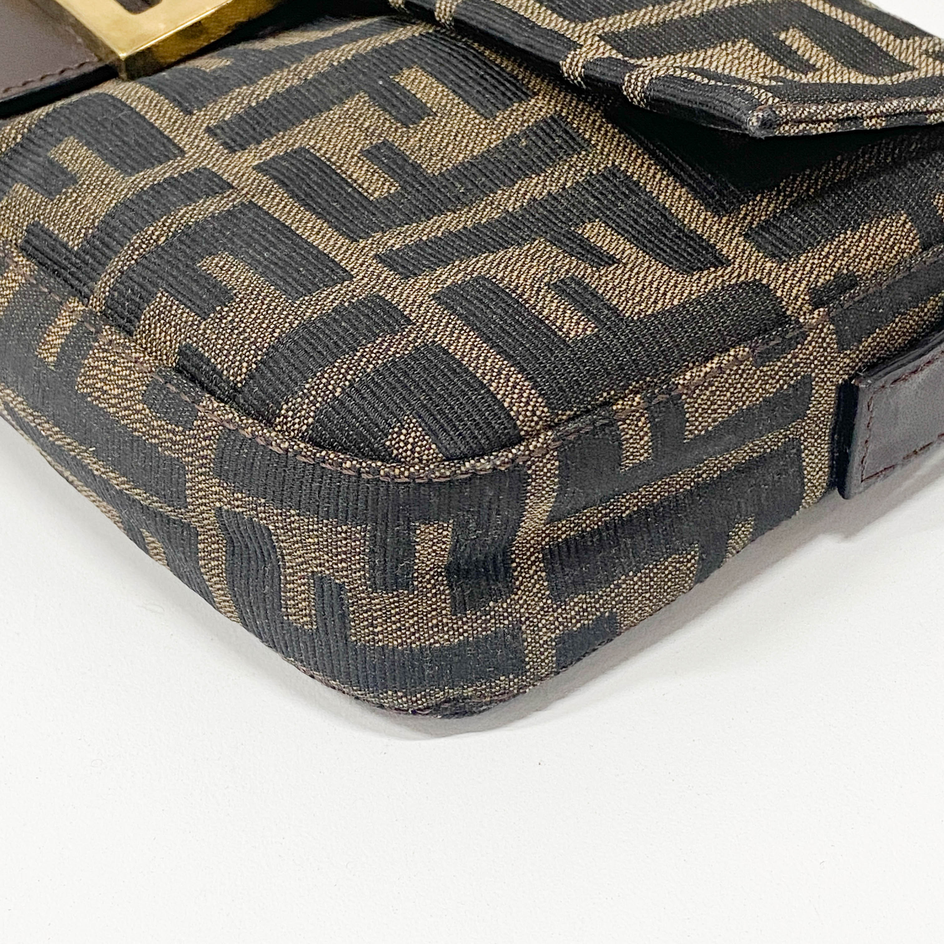 Zucca Baguette Brown Canvas Shoulder Bag