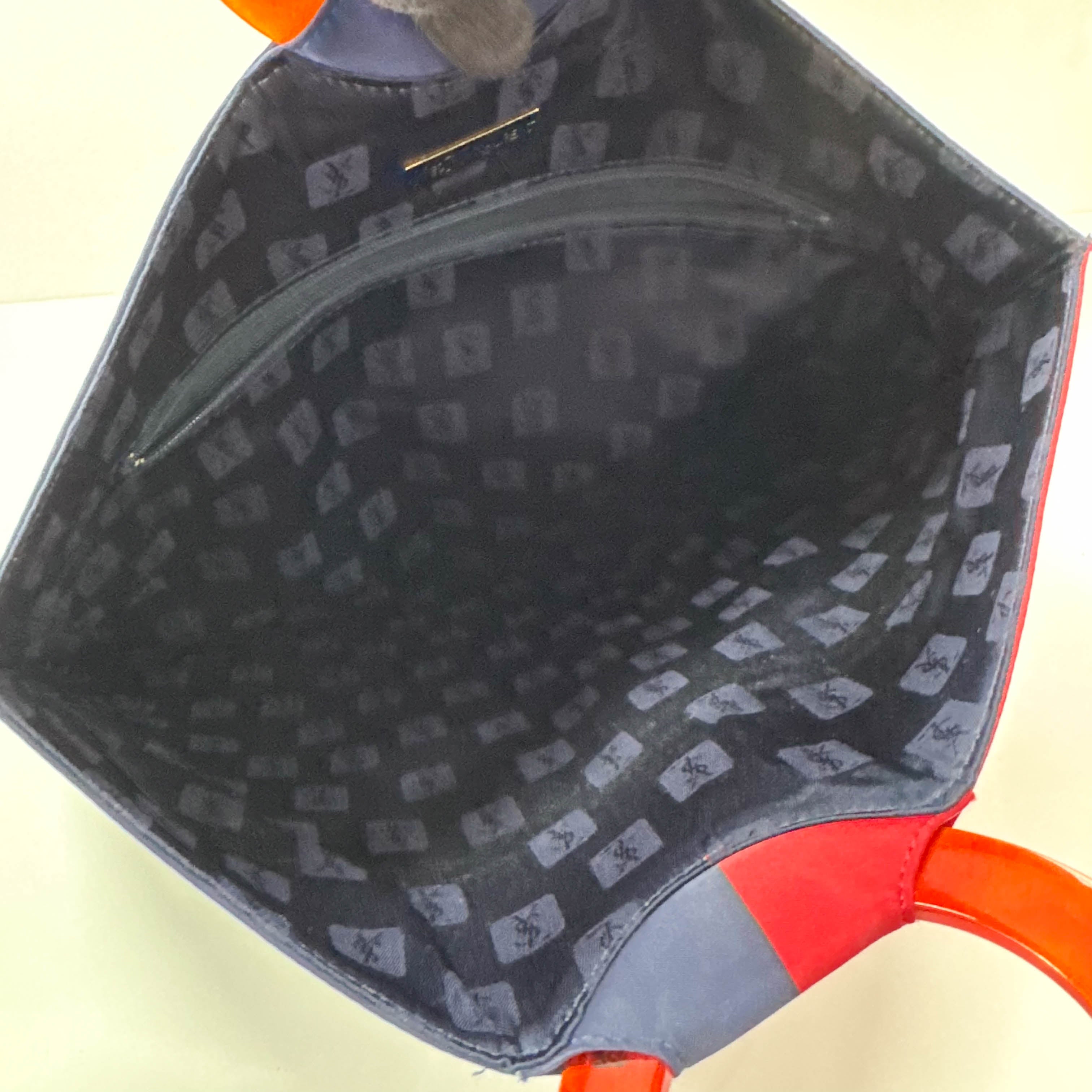 Archive Navy/Red Totes