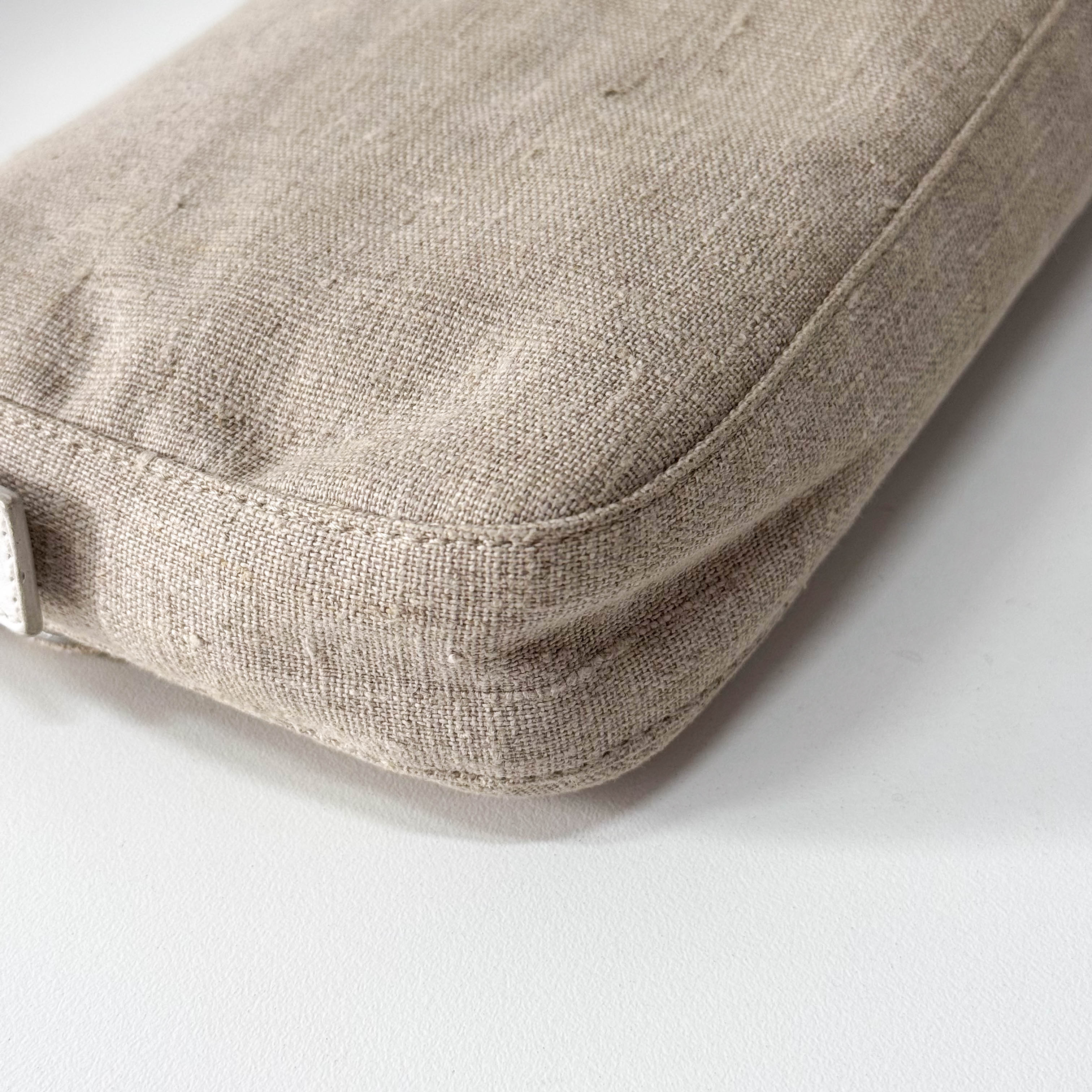 Baguette Beige Raffia Flower Embroidery