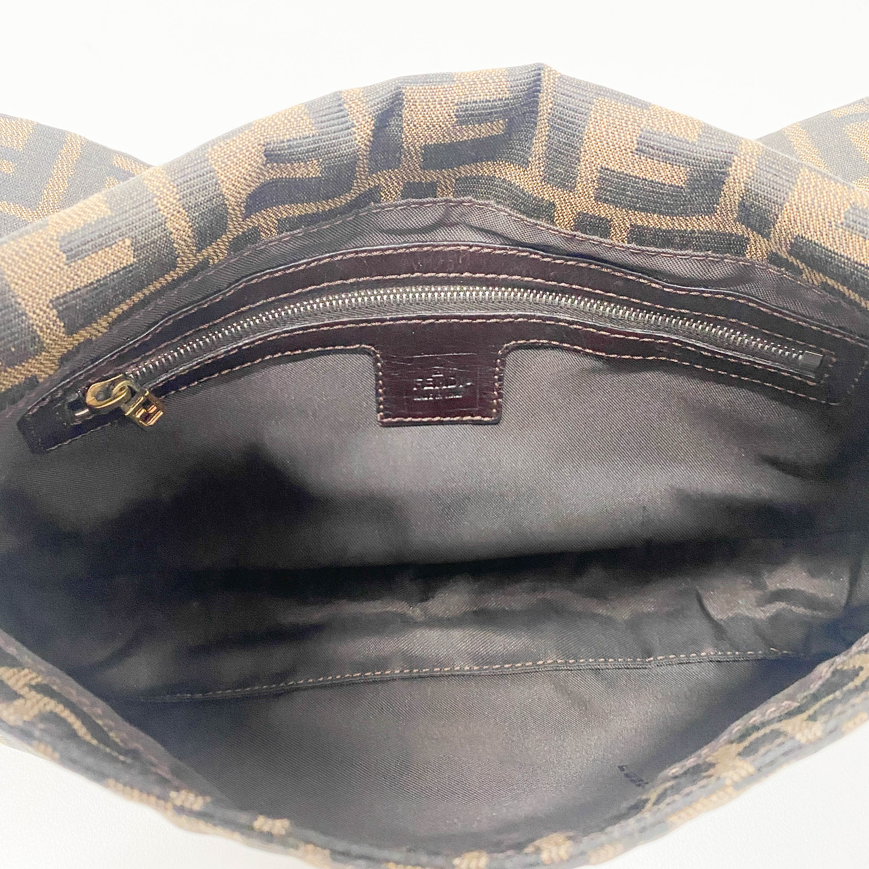 Zucca Baguette Brown Canvas Shoulder Bag