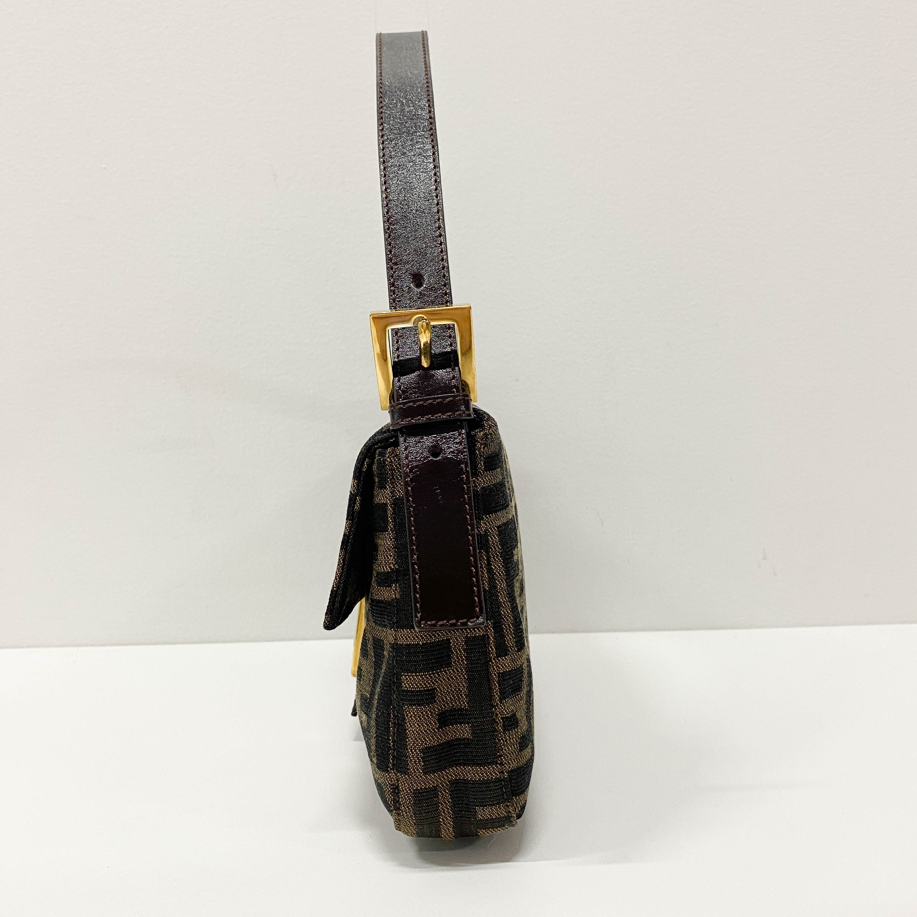 Zucca Brown Canvas Shoulder Bag