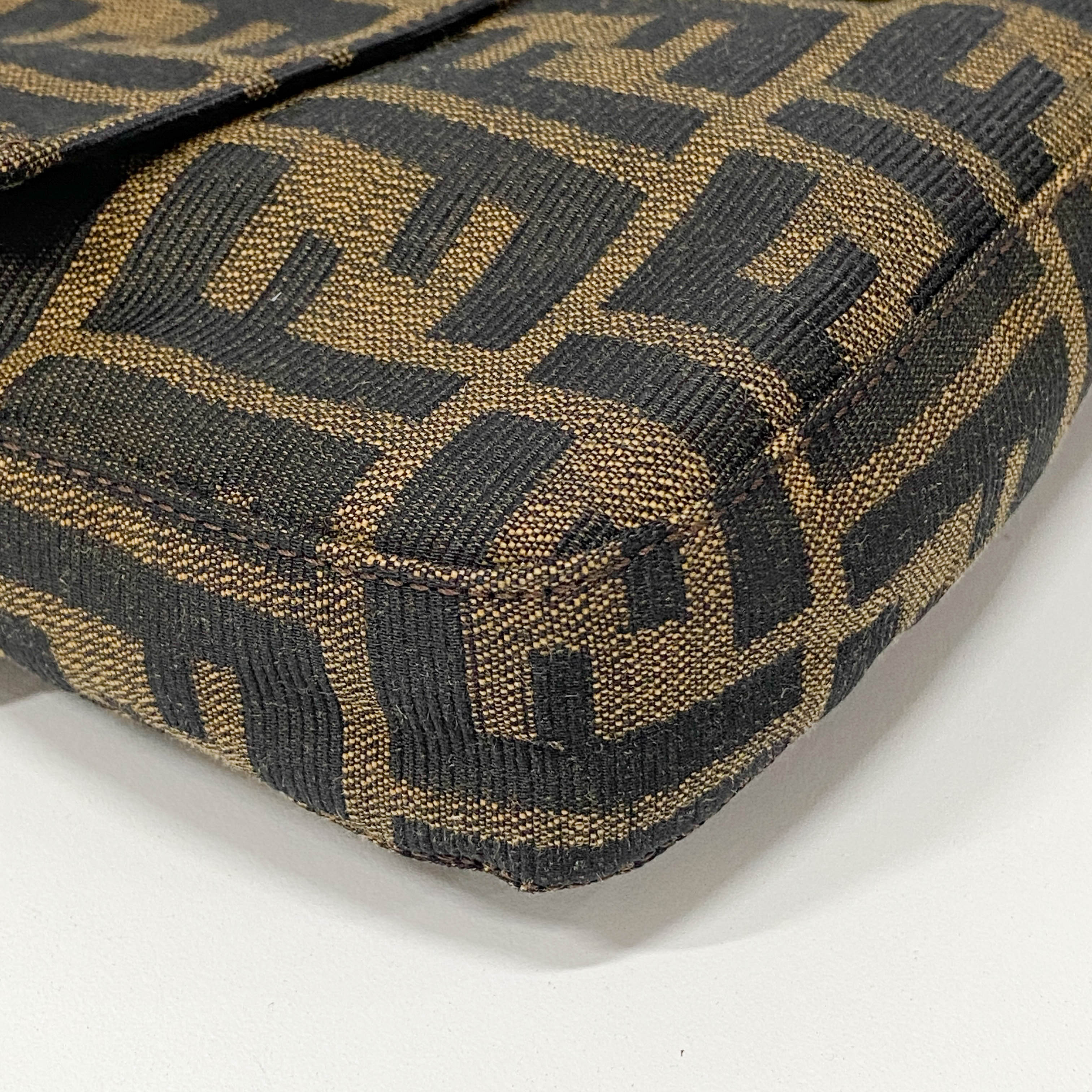 Zucca Brown Canvas Shoulder Bag