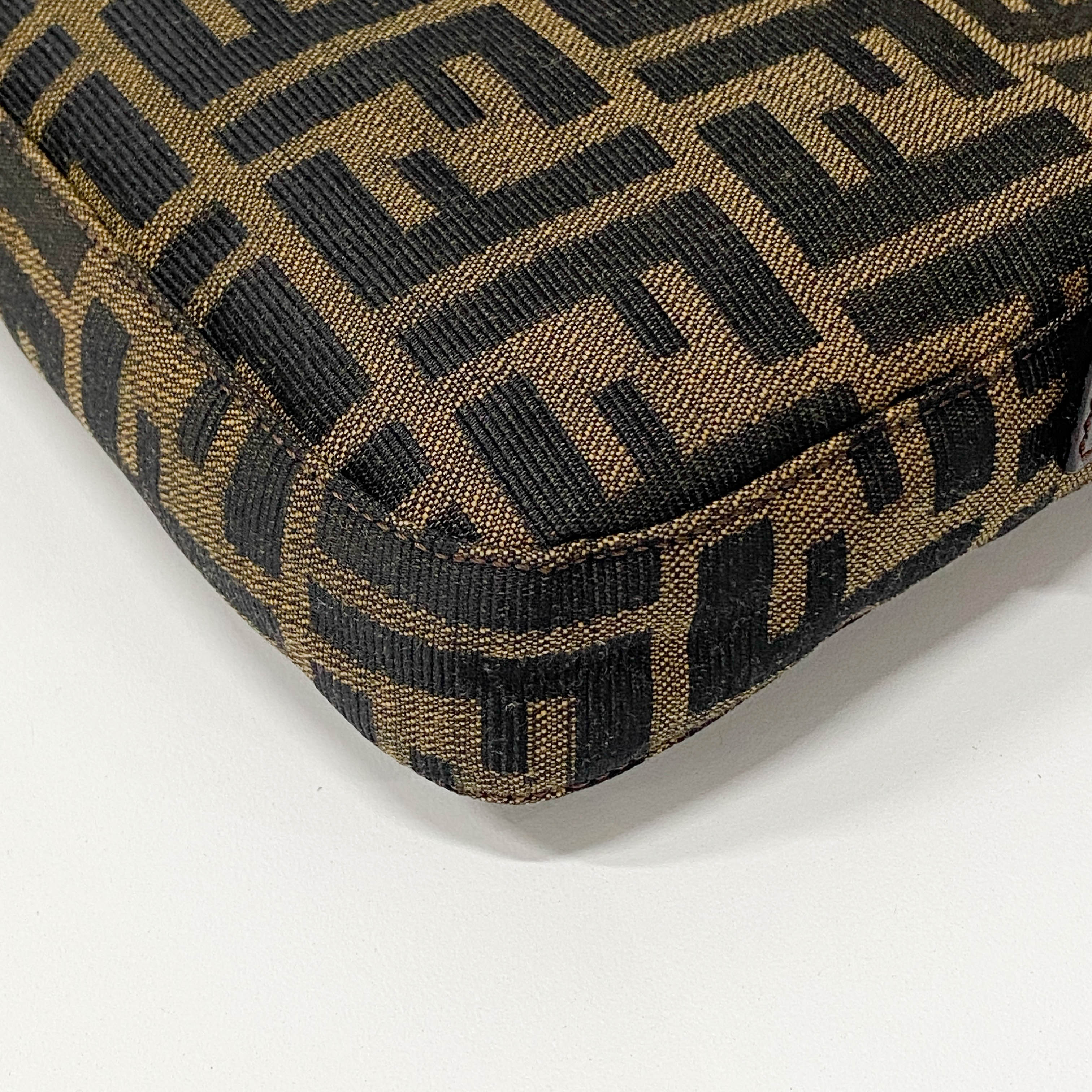 Zucca Brown Canvas Shoulder Bag