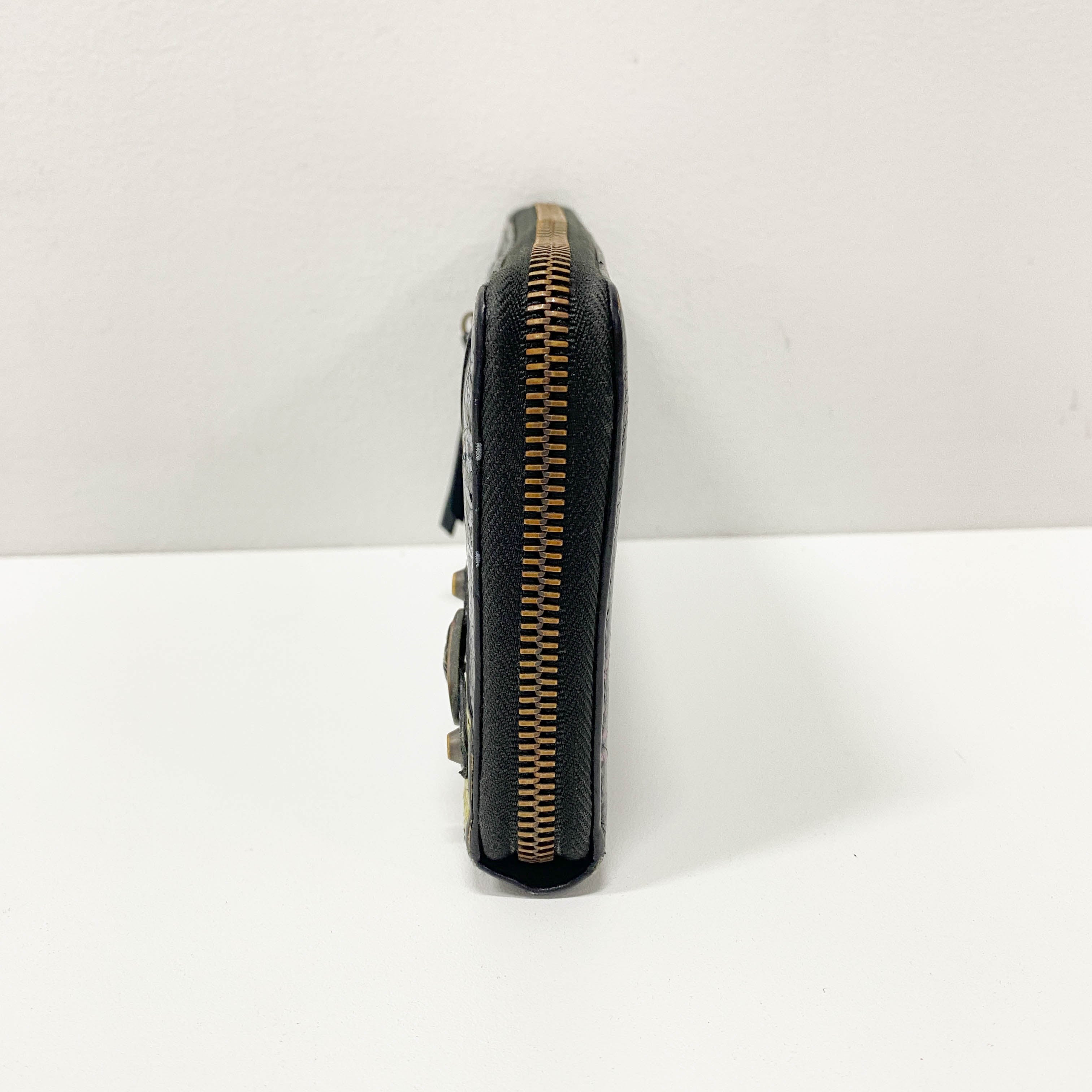 Graffiti Round Zipper Black Lambskin Leather Wallet