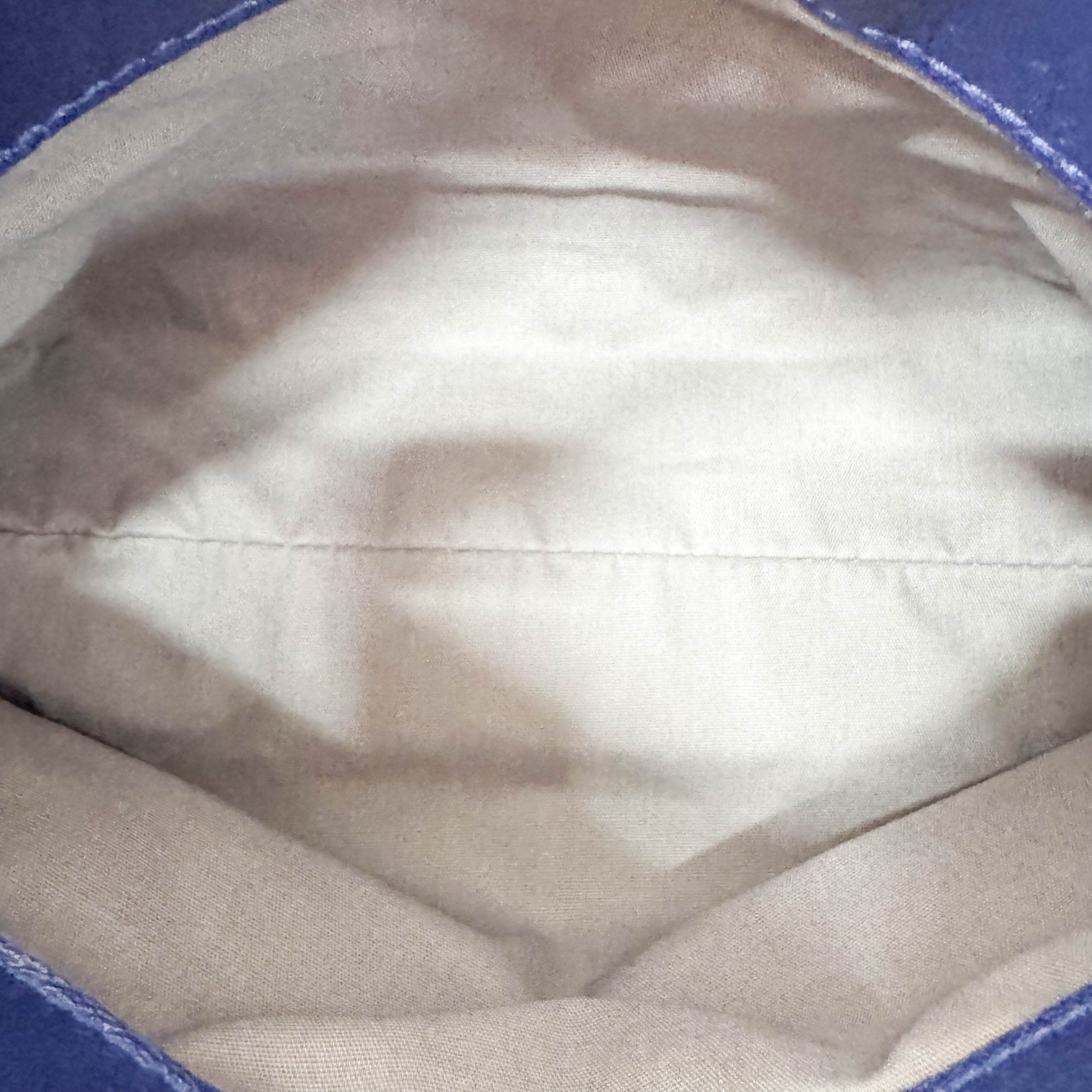 Intrecciato Leather Bag