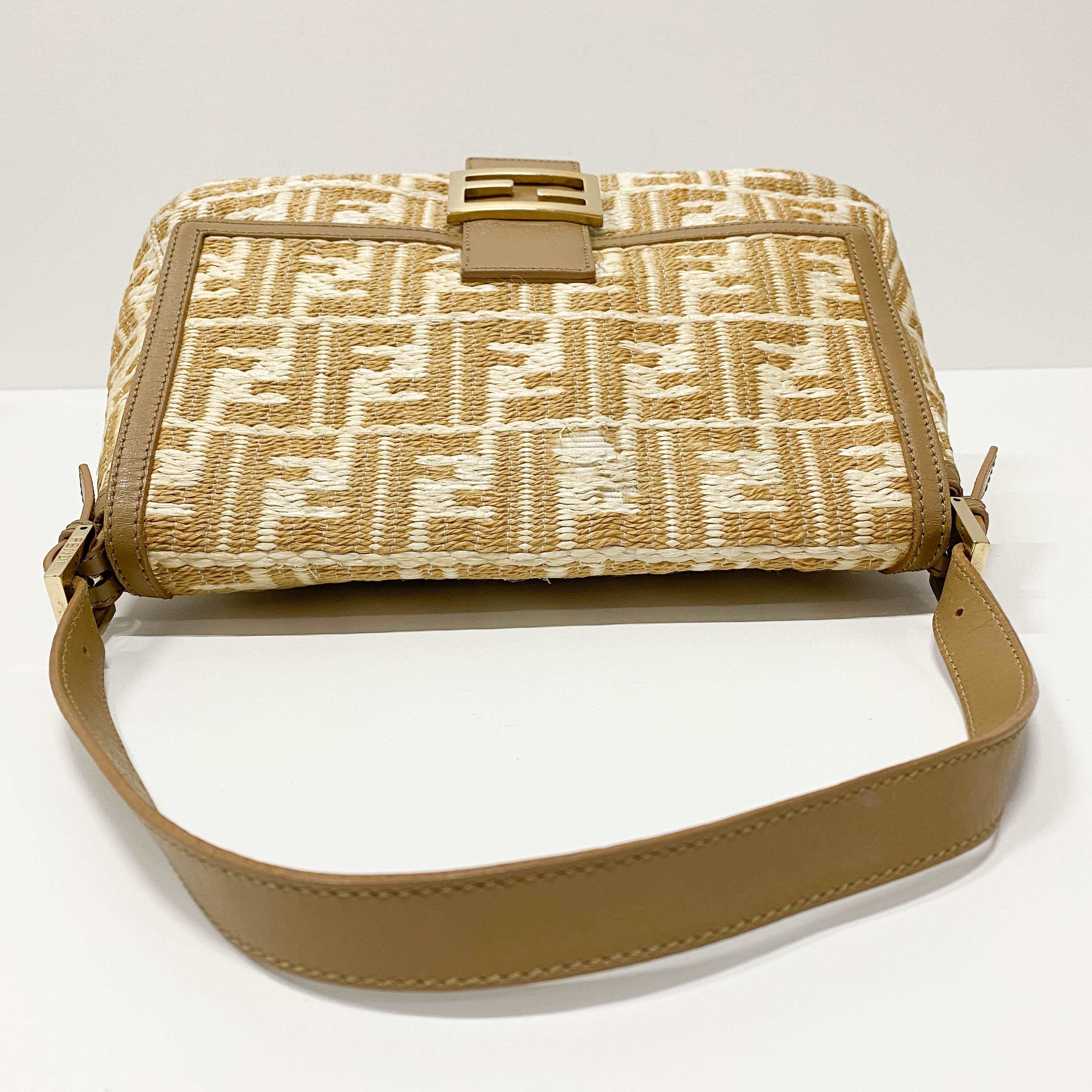 Mamma Baguette Zucca Raffia Shoulder Bag