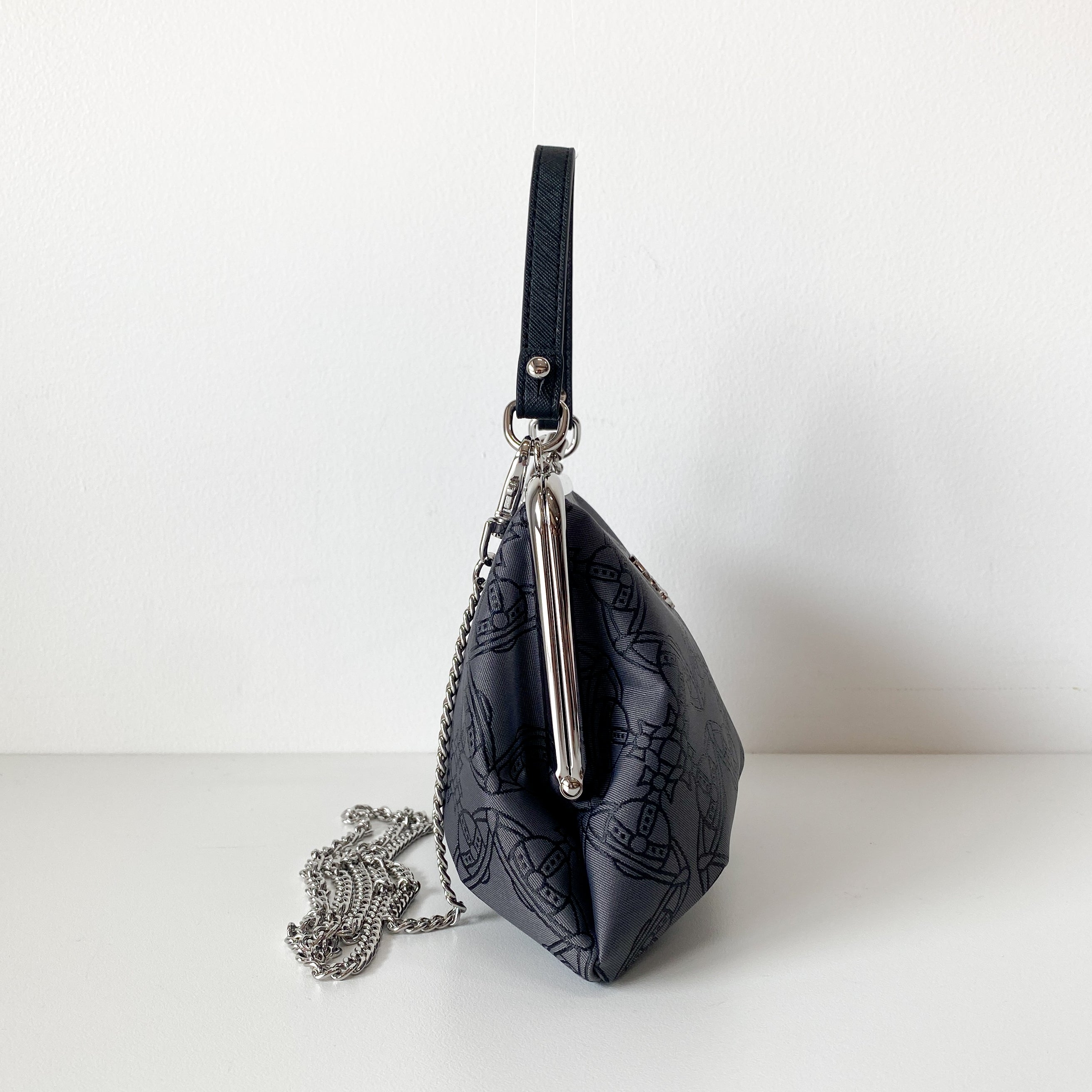 Granny Frame Small Grey Design Hand/Shoulder Bag