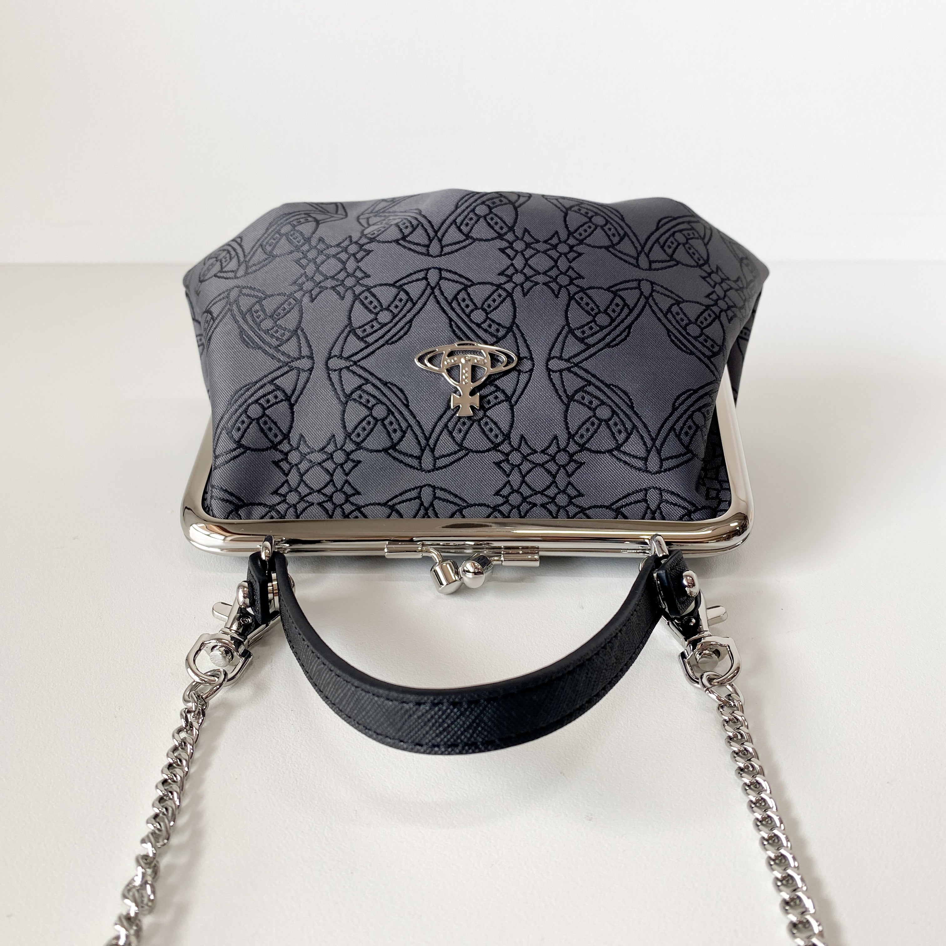 Granny Frame Small Grey Design Hand/Shoulder Bag