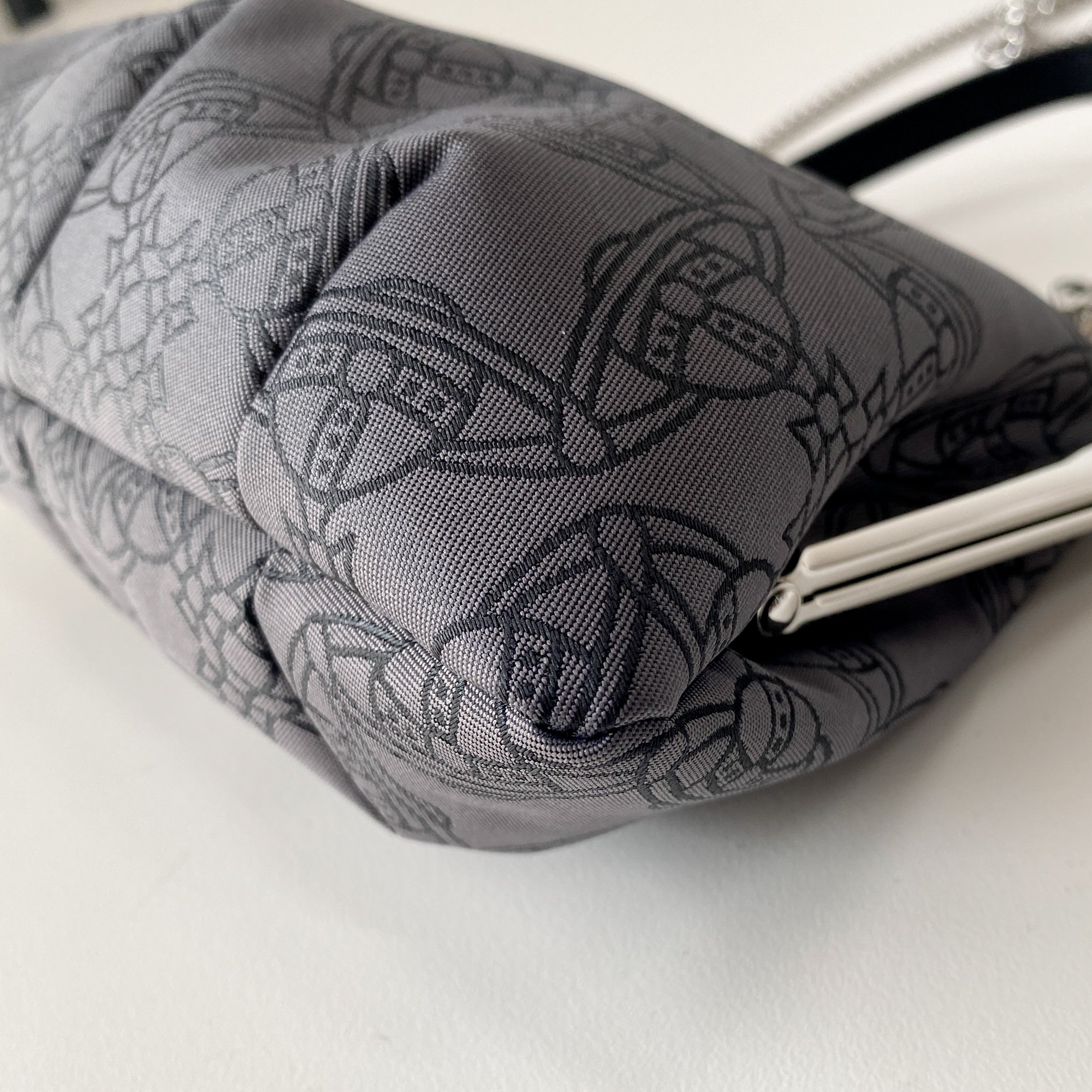 Granny Frame Small Grey Design Hand/Shoulder Bag