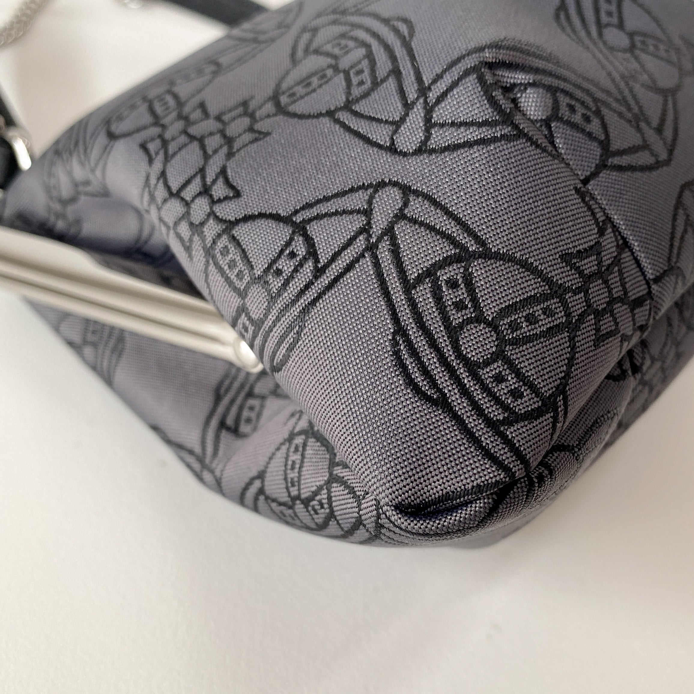 Granny Frame Small Grey Design Hand/Shoulder Bag