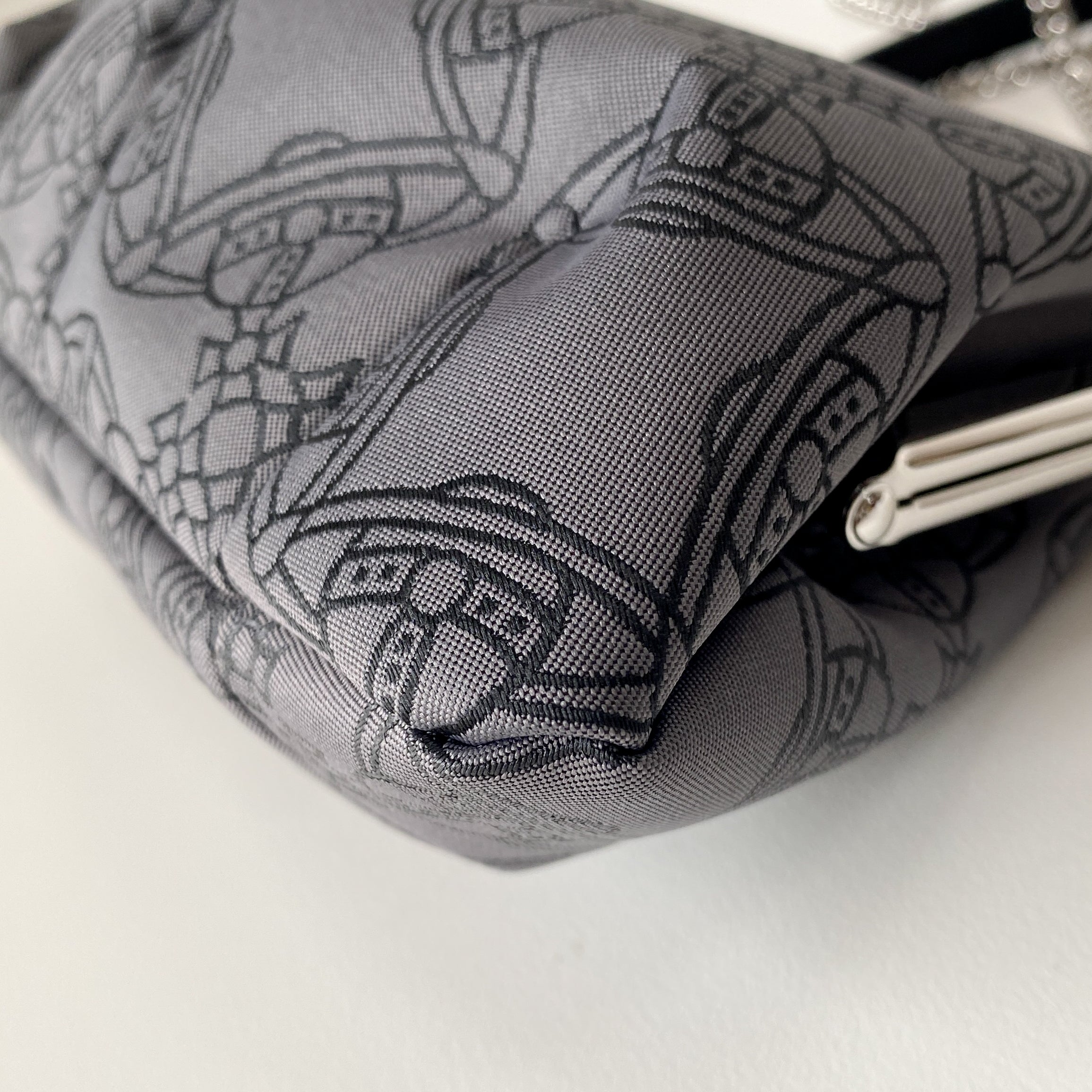 Granny Frame Small Grey Design Hand/Shoulder Bag