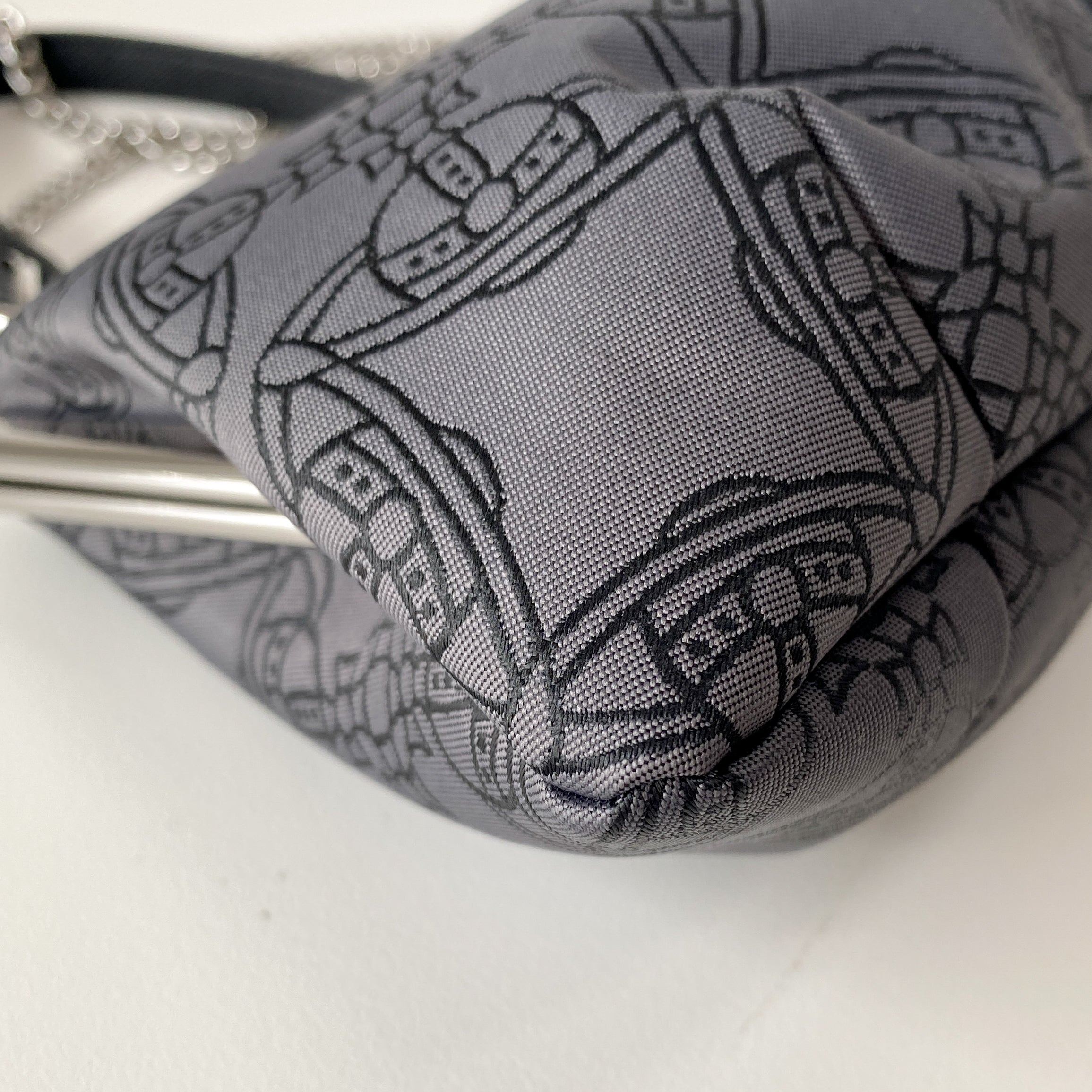 Granny Frame Small Grey Design Hand/Shoulder Bag