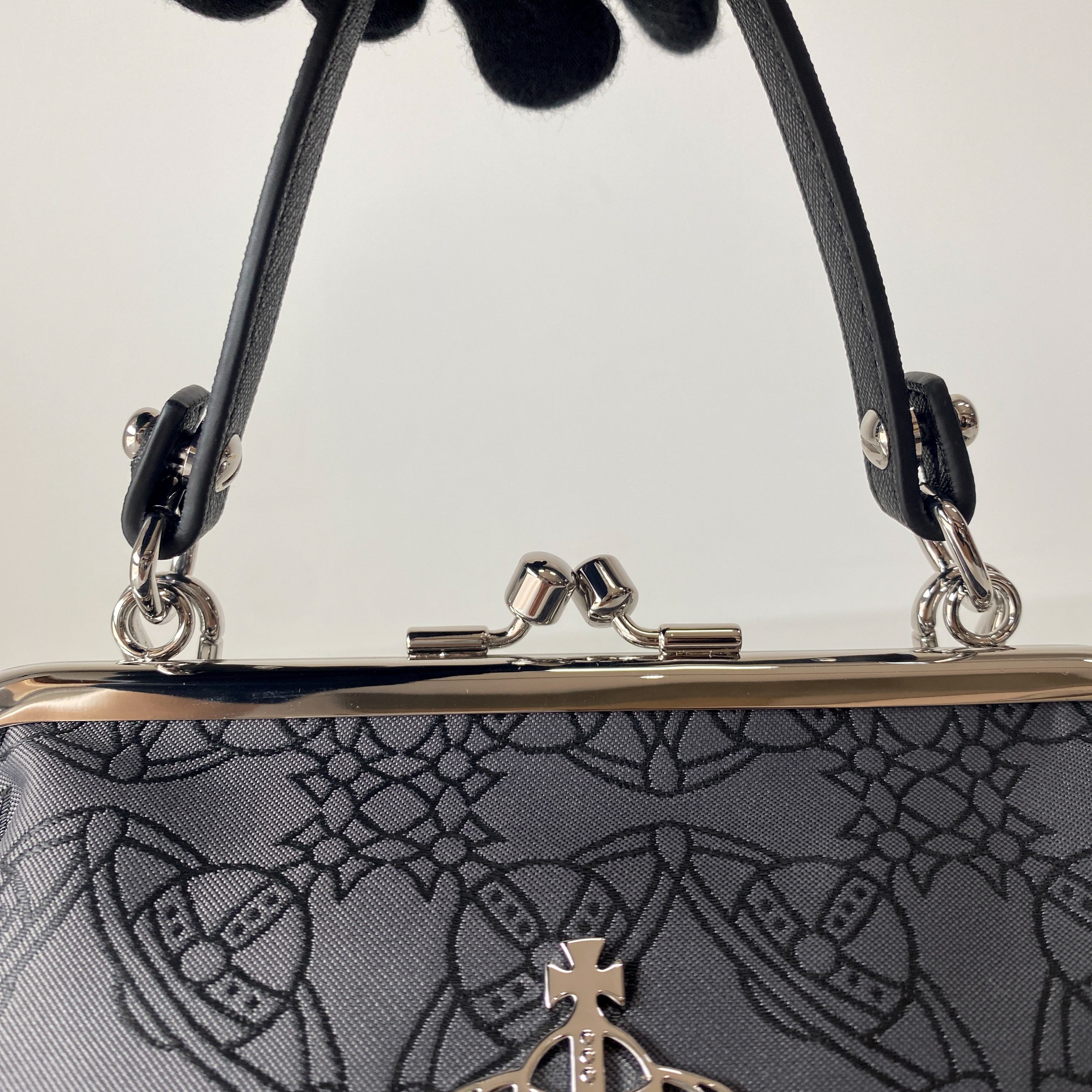 Granny Frame Small Grey Design Hand/Shoulder Bag