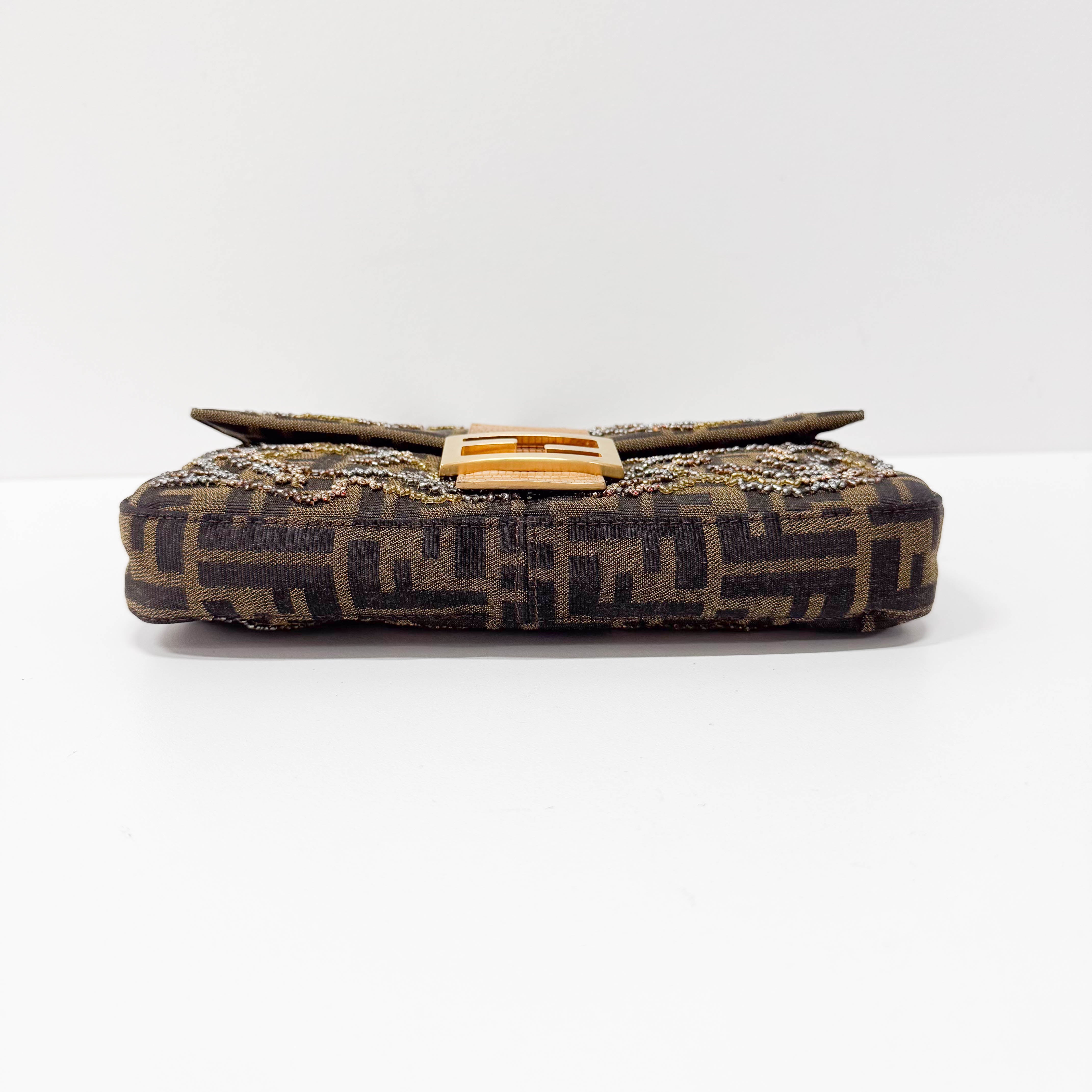 Zucca Baguette Brown Canvas Embroidery Shoulder Bag