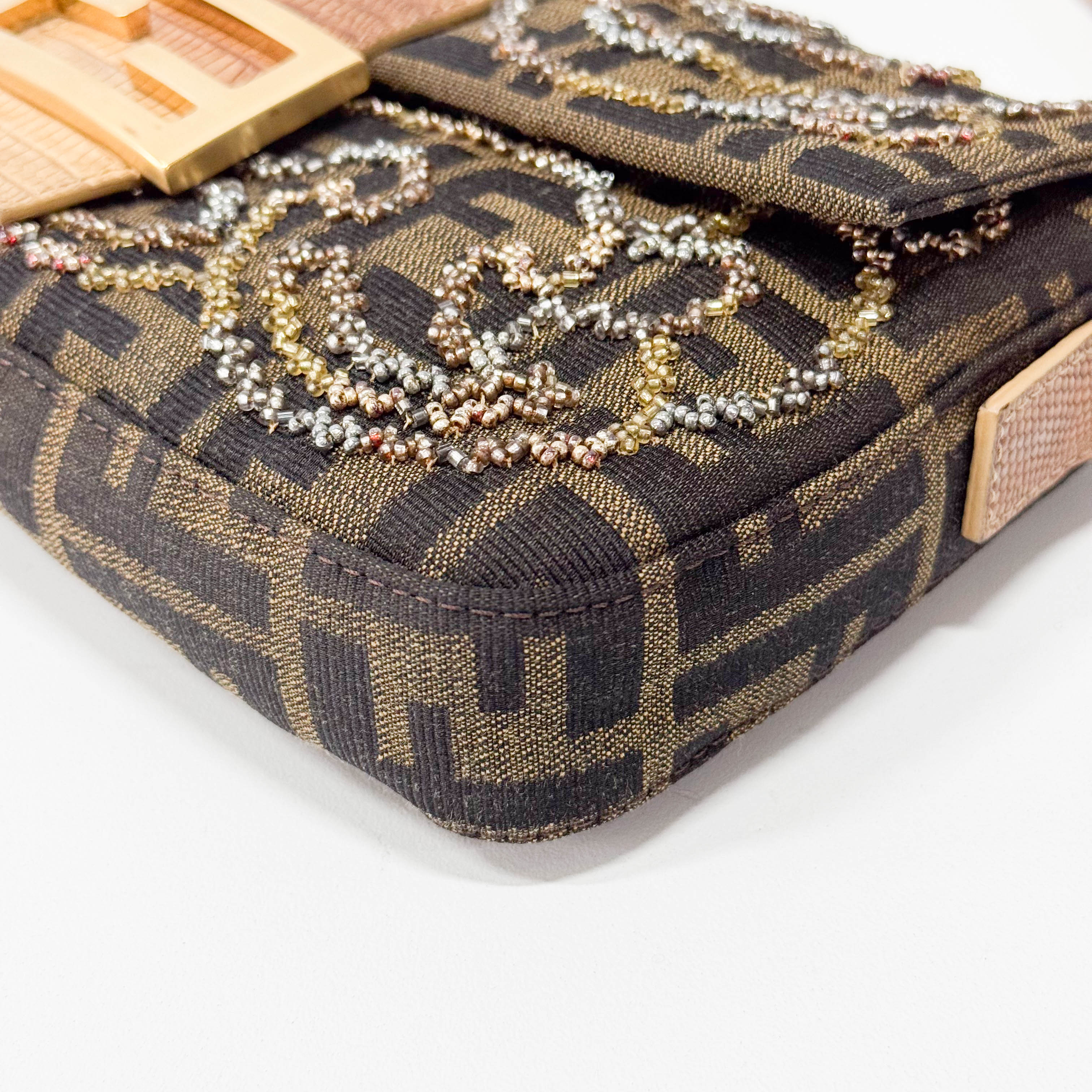 Zucca Baguette Brown Canvas Embroidery Shoulder Bag