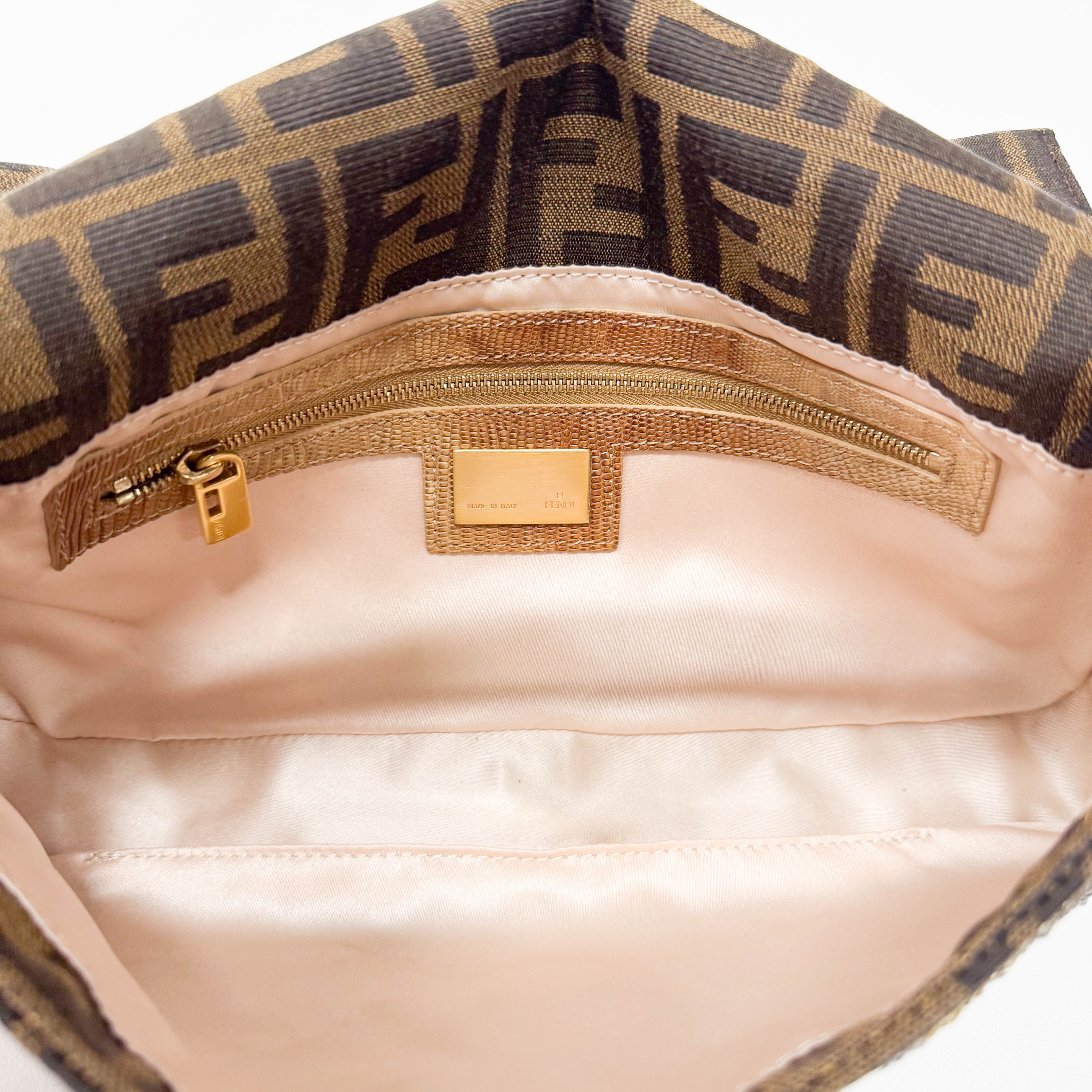 Zucca Baguette Brown Canvas Embroidery Shoulder Bag