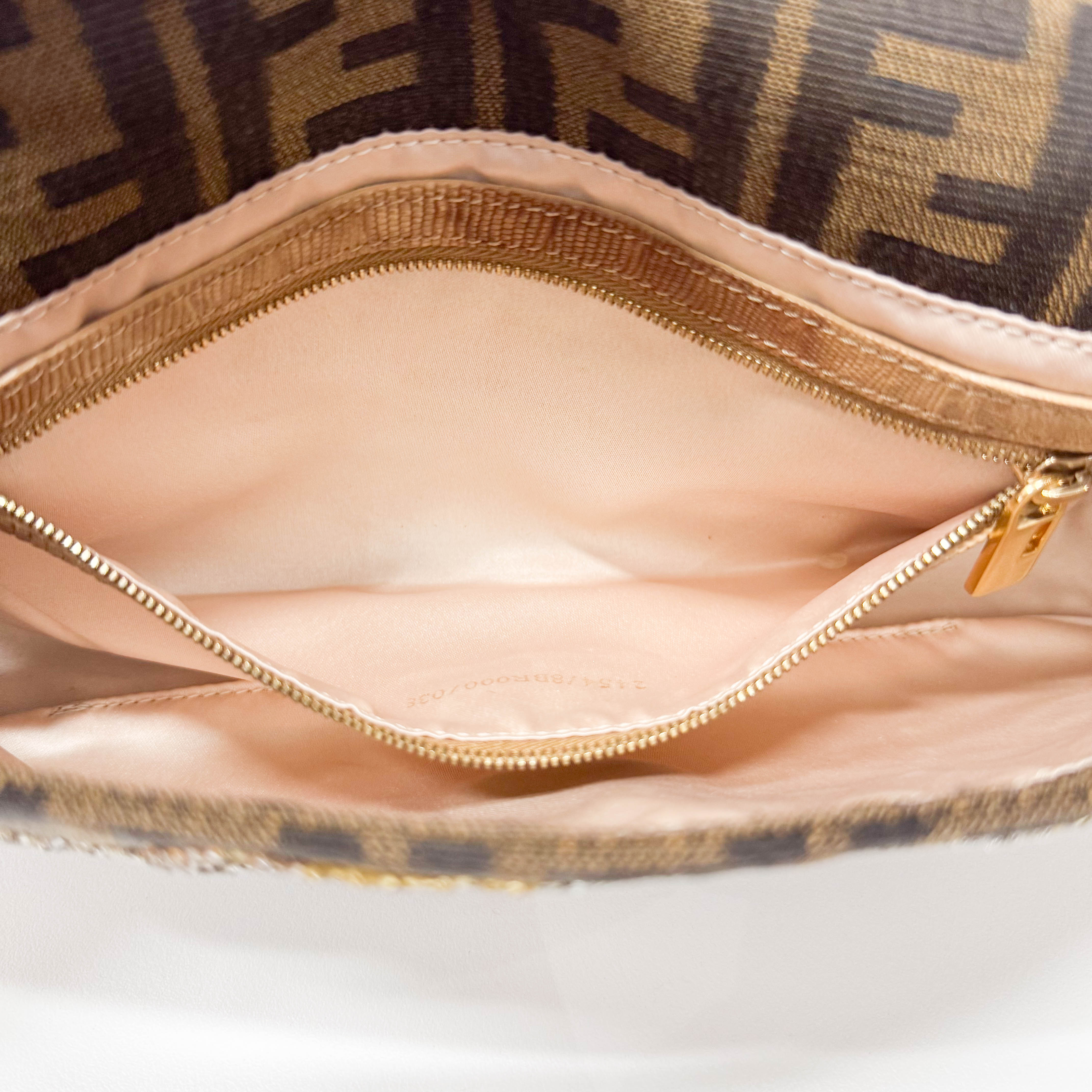 Zucca Baguette Brown Canvas Embroidery Shoulder Bag