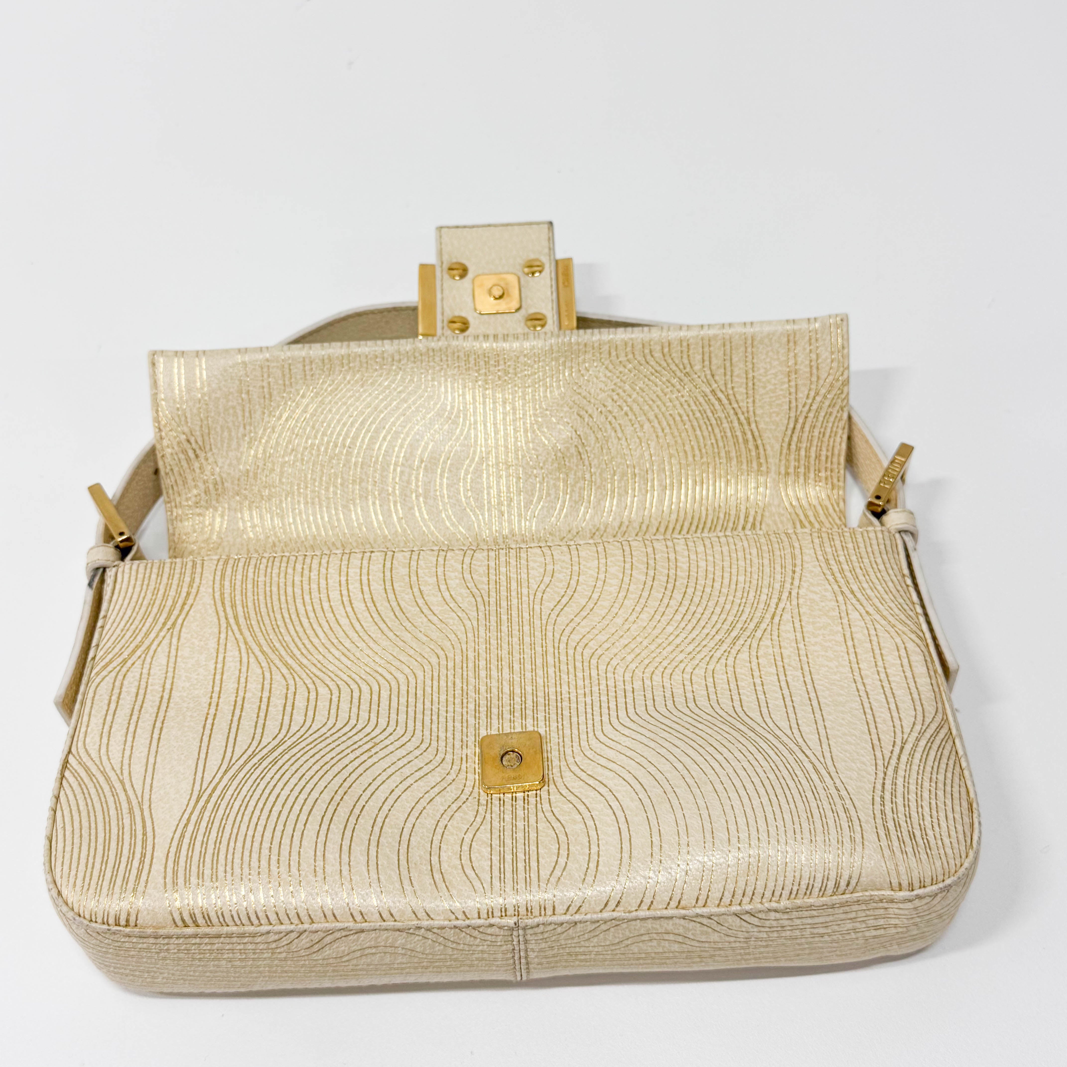 Baguette Beige Leather Shoulder Bag