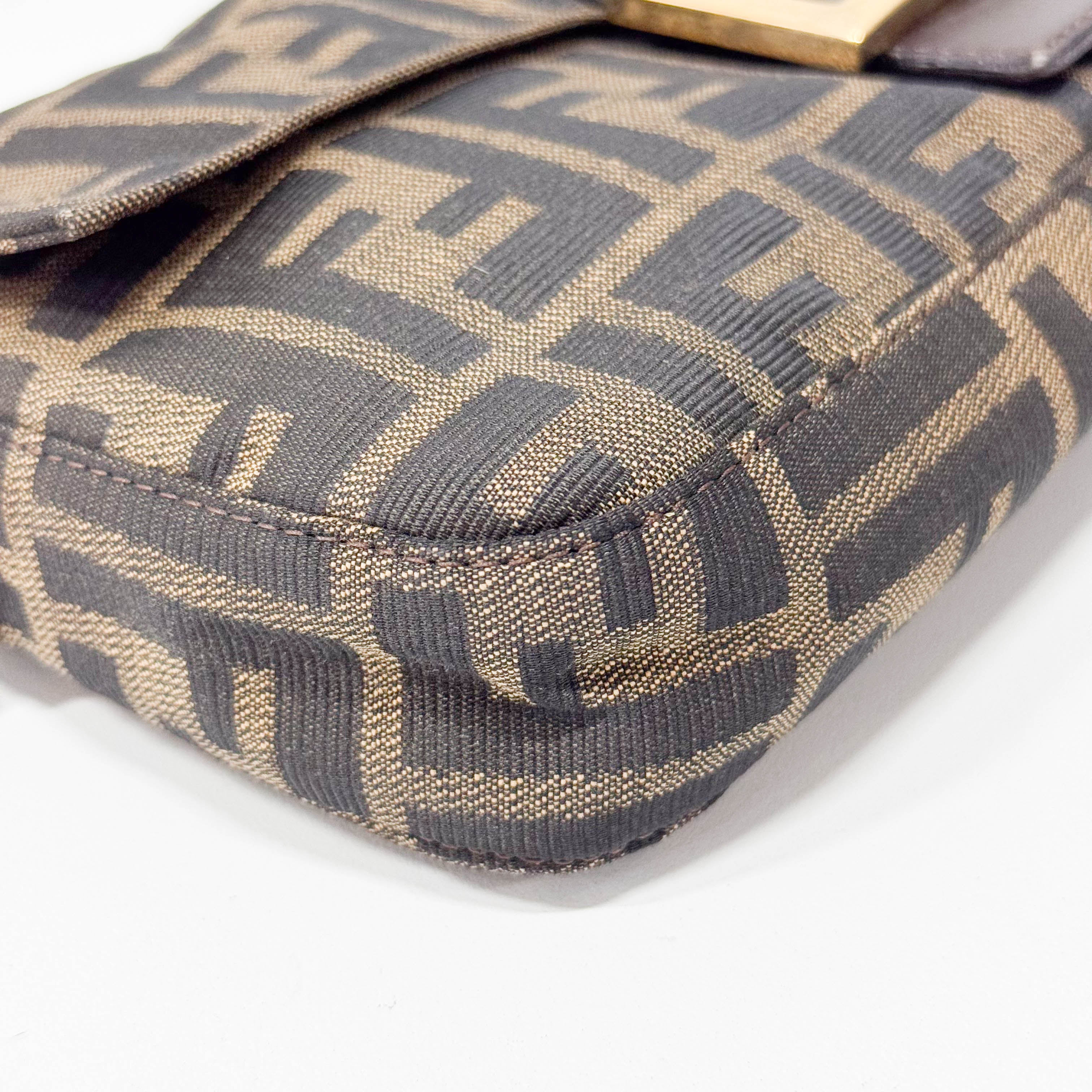 Zucca Baguette Brown Coated Canvas Shoulder Bag