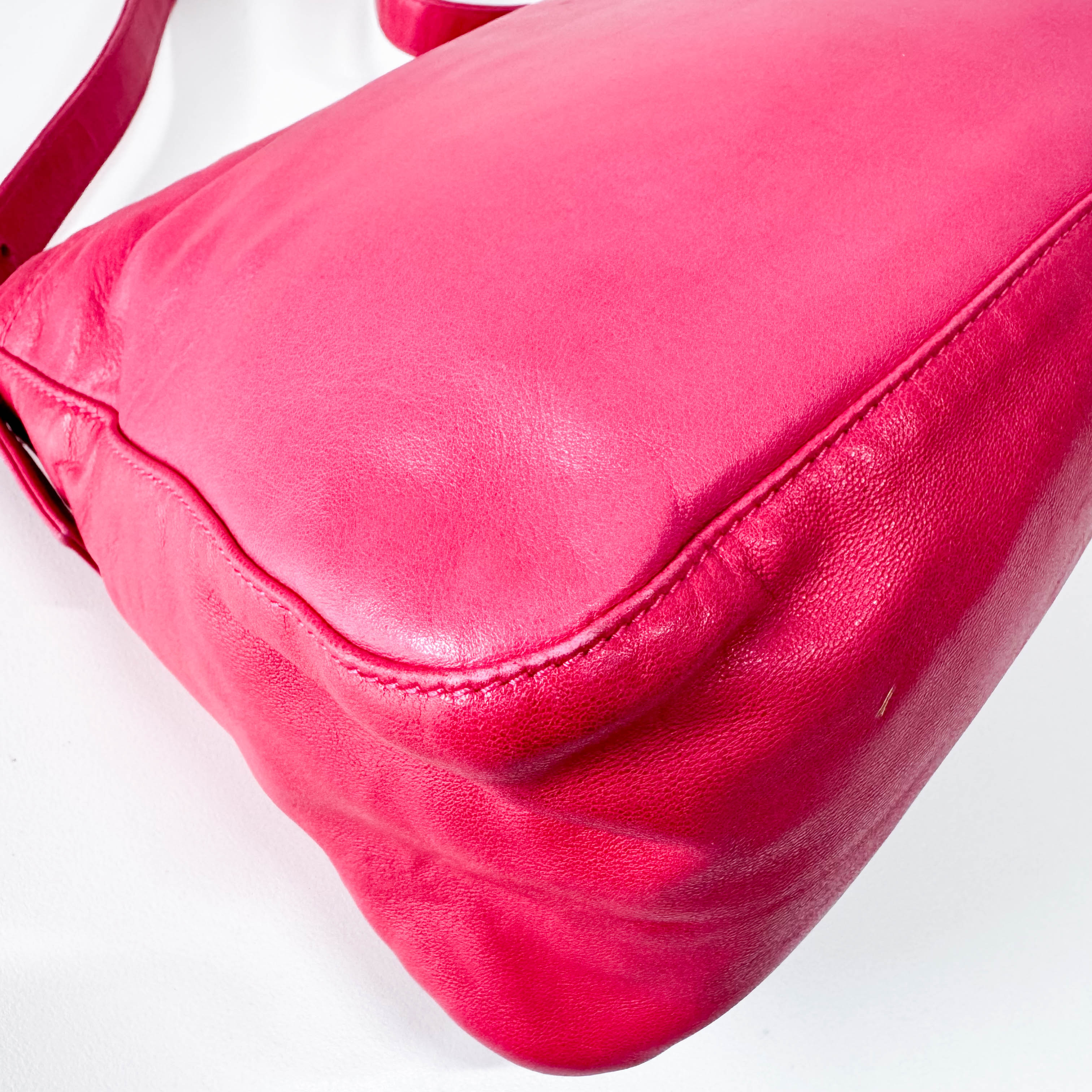 Shocking Pink Mamma Baguette Bag