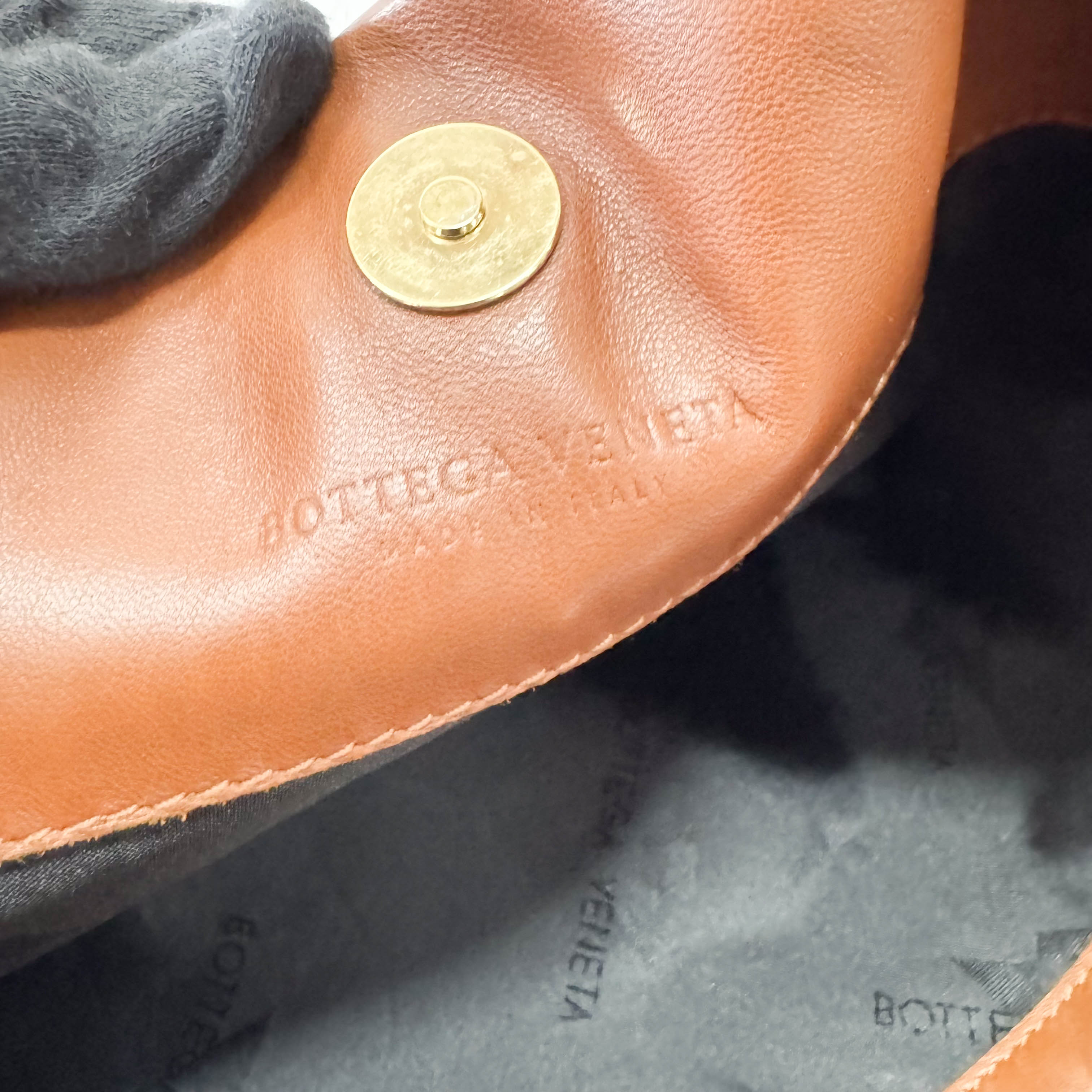 Intrecciato Brown Shoulder Bag