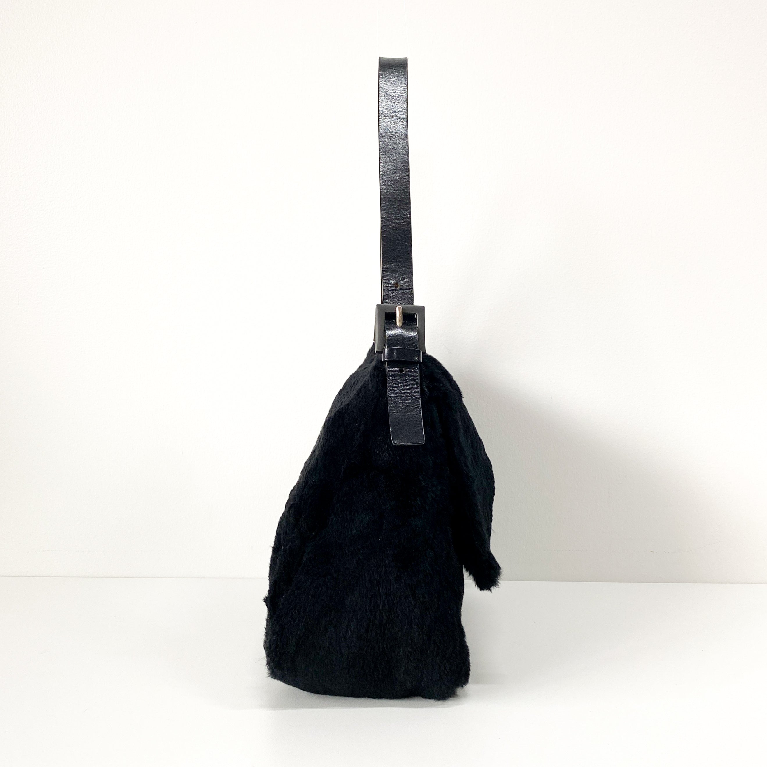 Mamma Baguette Black Fur Shoulder Bag