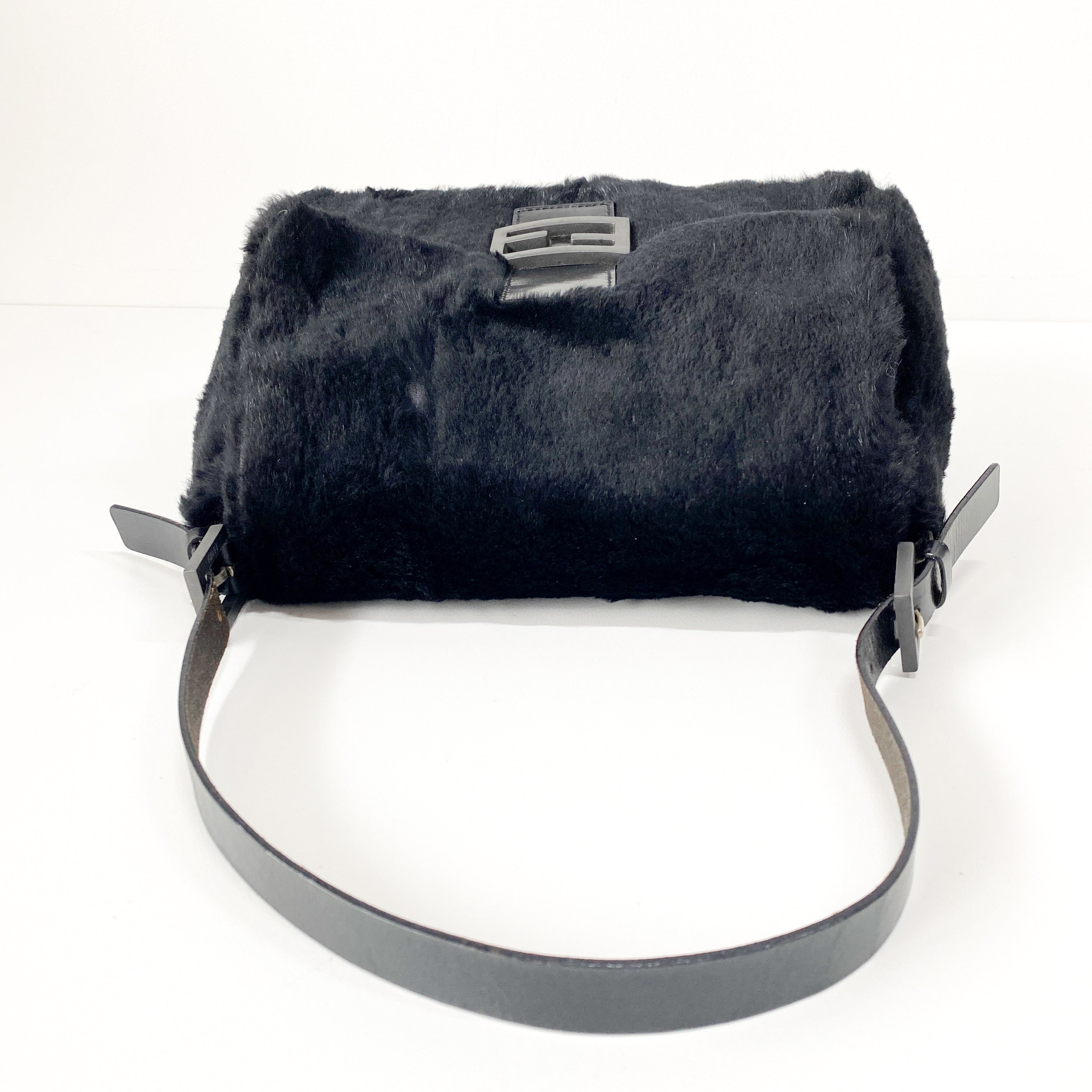 Mamma Baguette Black Fur Shoulder Bag