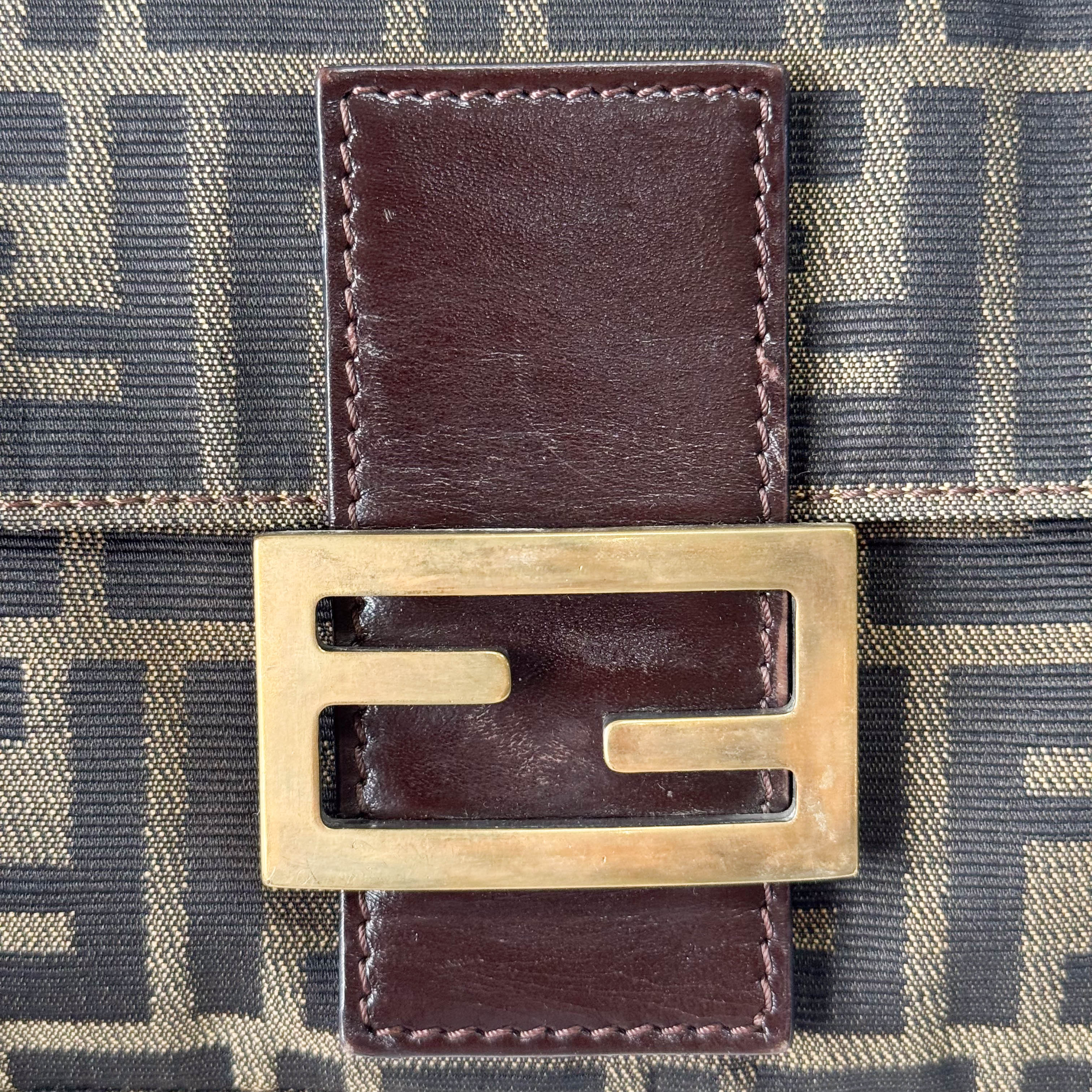 Zucca Baguette Brown Canvas Shoulder Bag