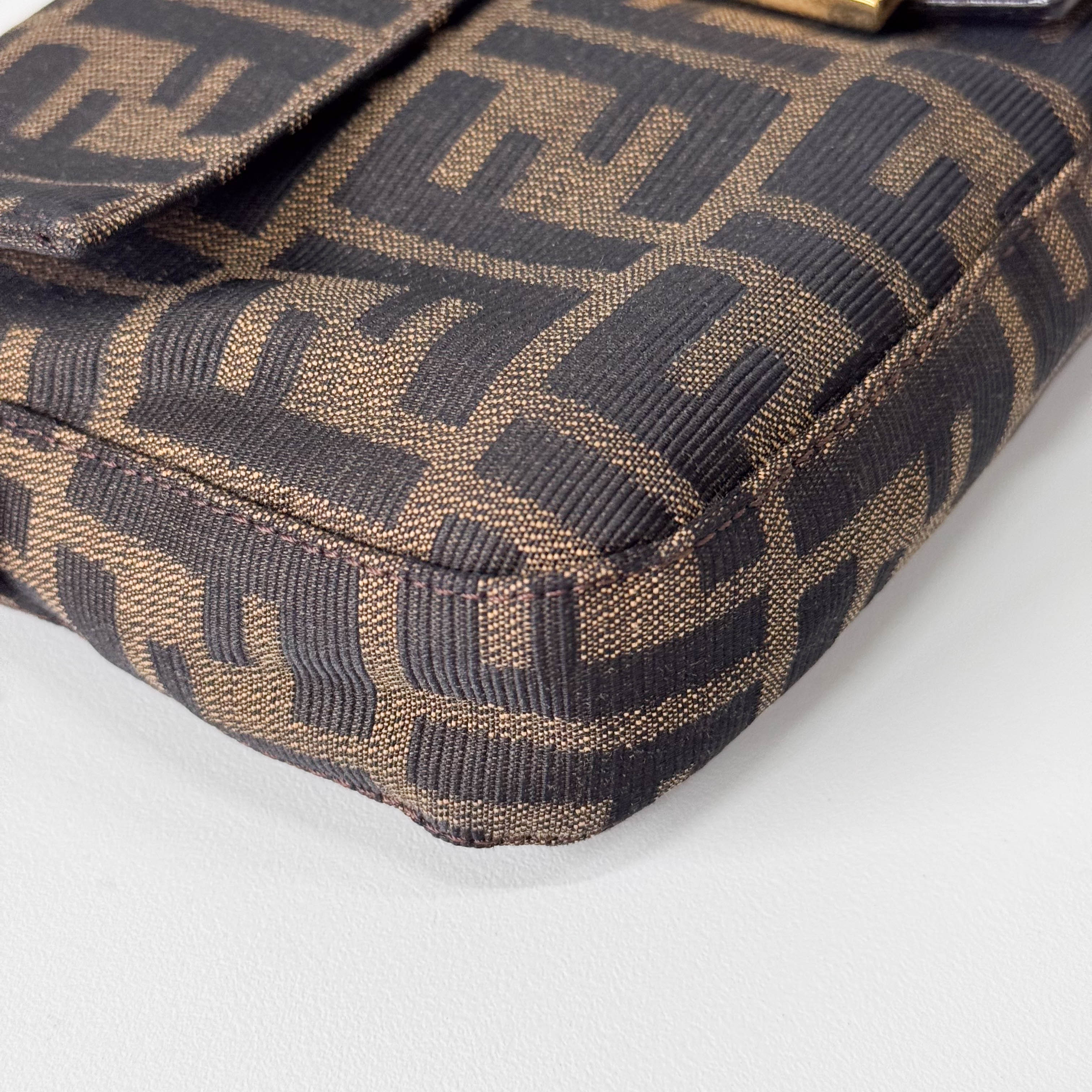 Zucca Baguette Brown Canvas Shoulder Bag