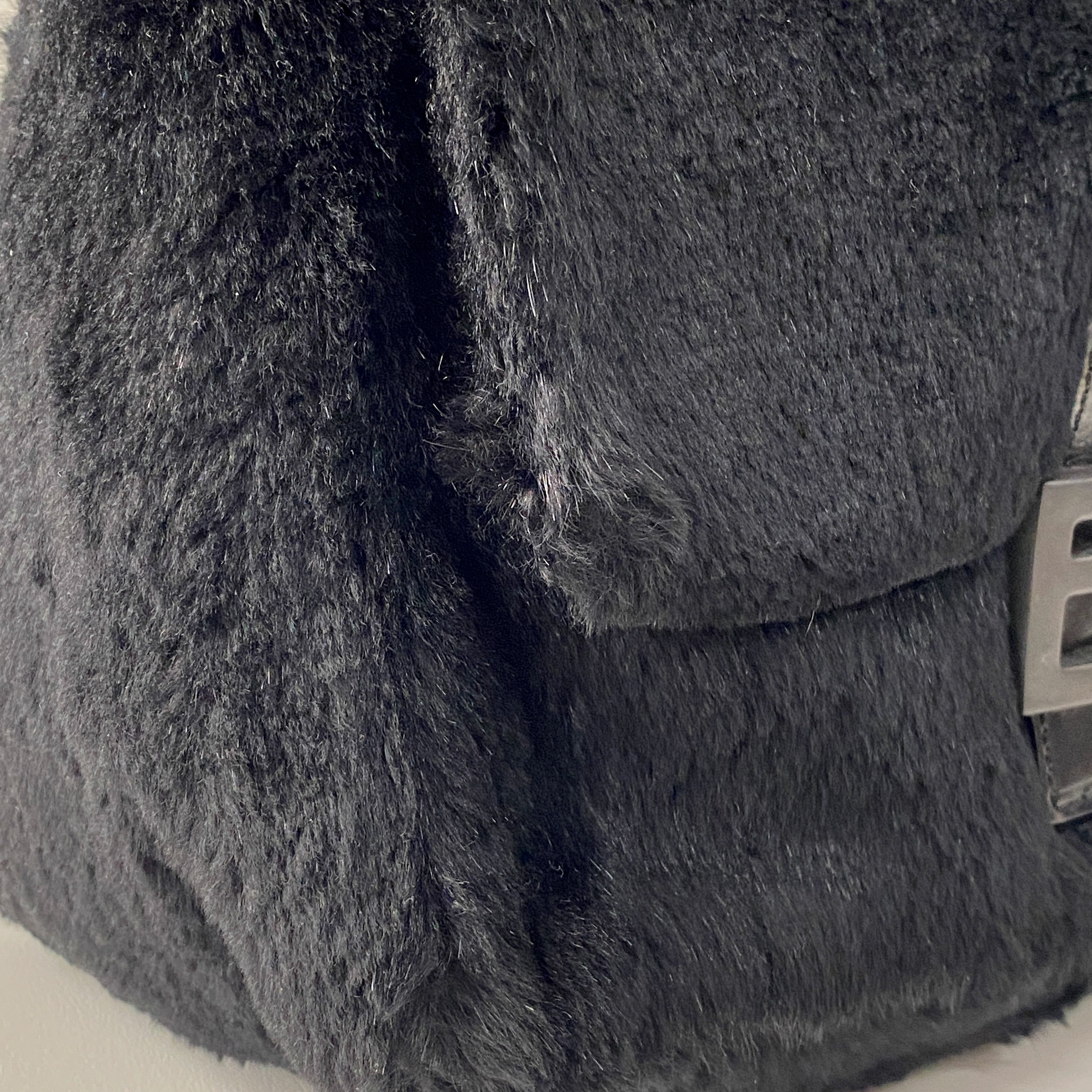 Mamma Baguette Black Fur Shoulder Bag