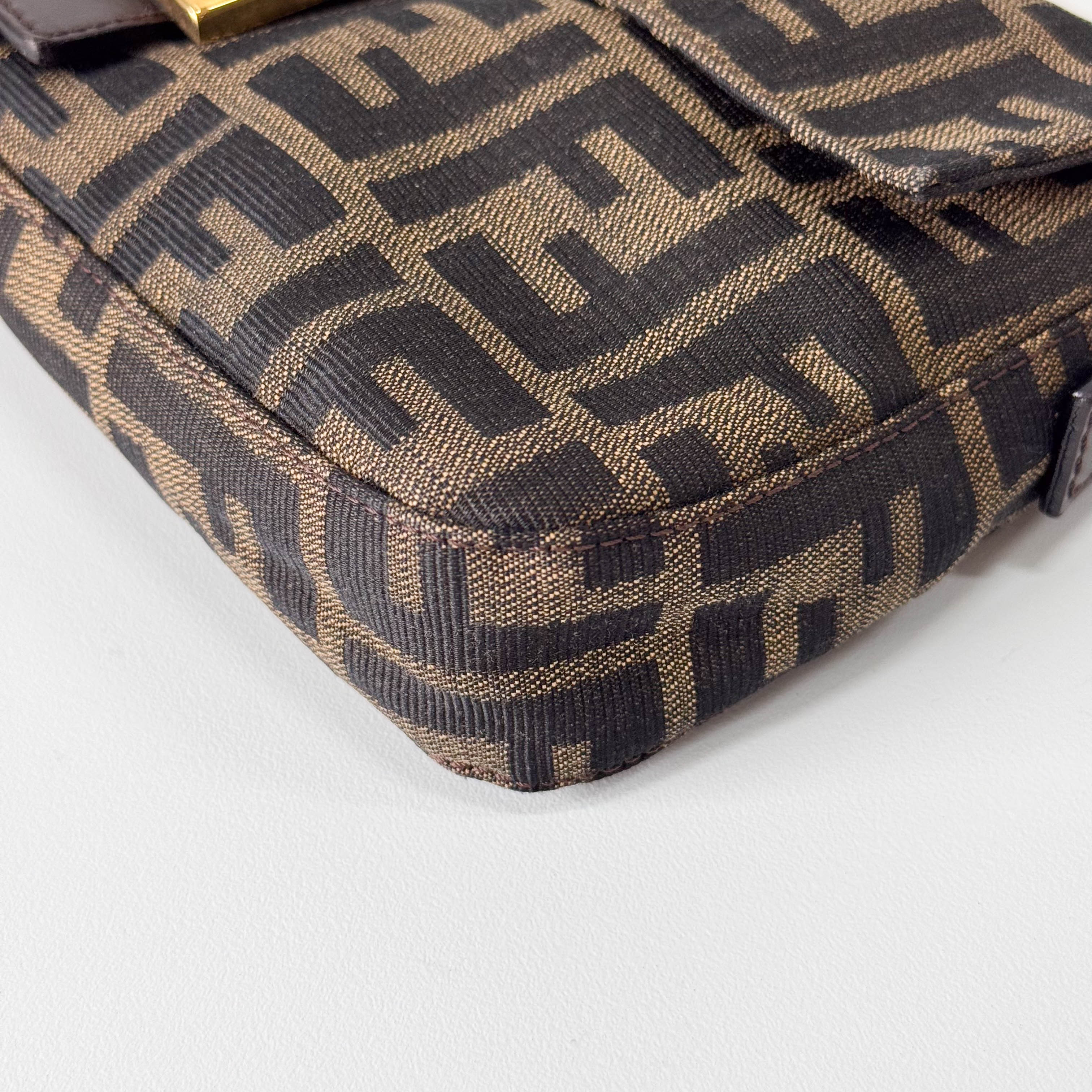 Zucca Baguette Brown Canvas Shoulder Bag